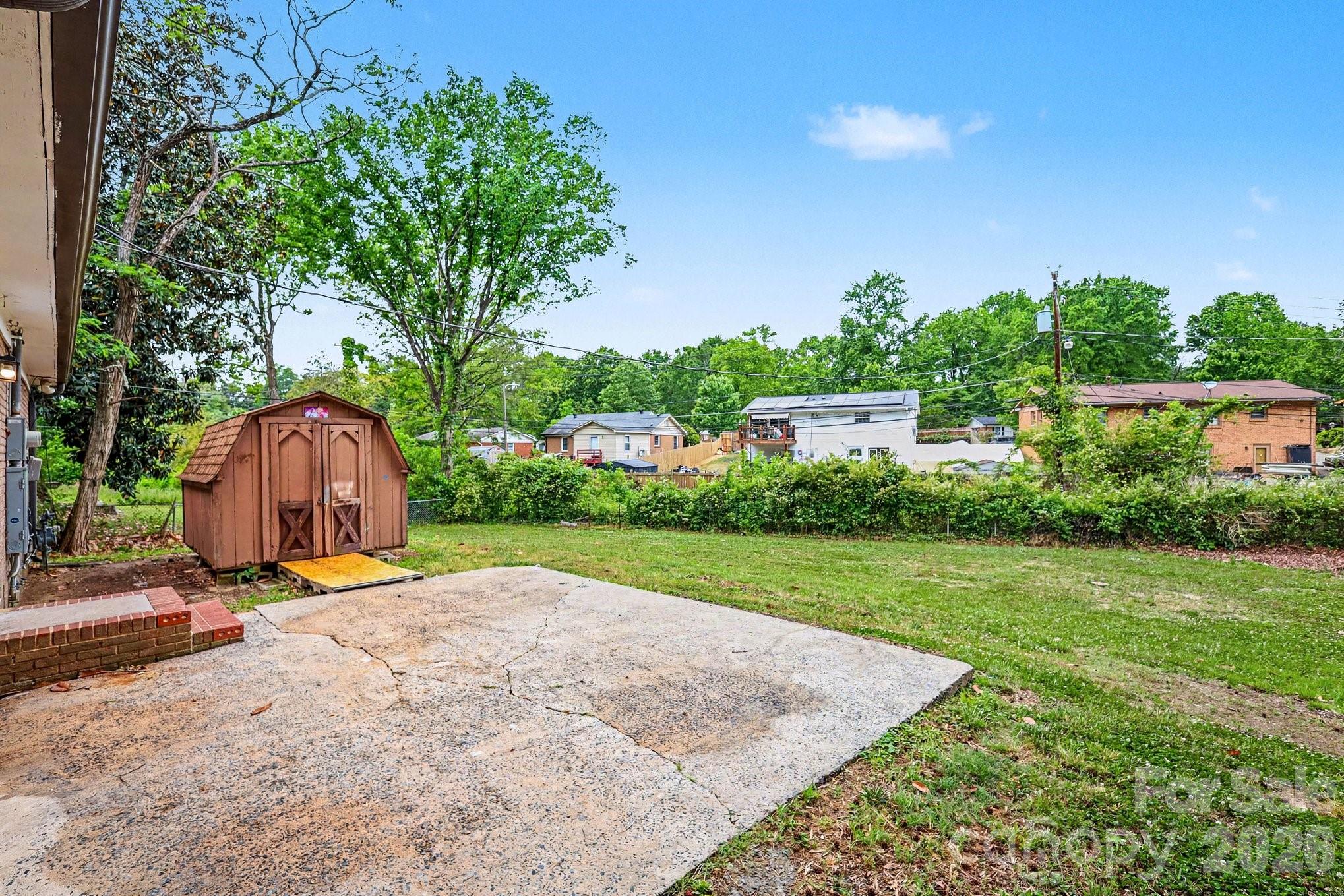 main property photo 20