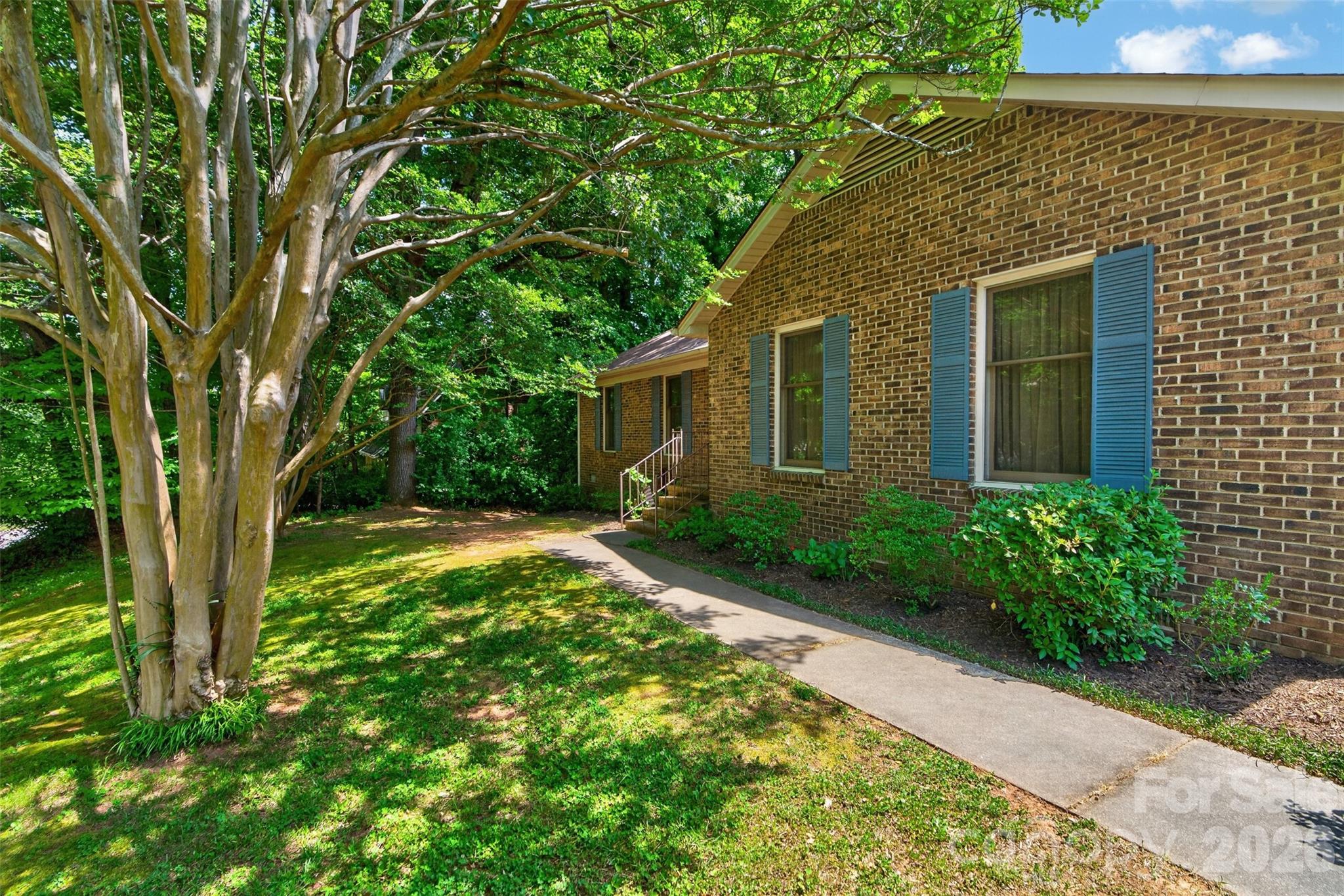 main property photo 47