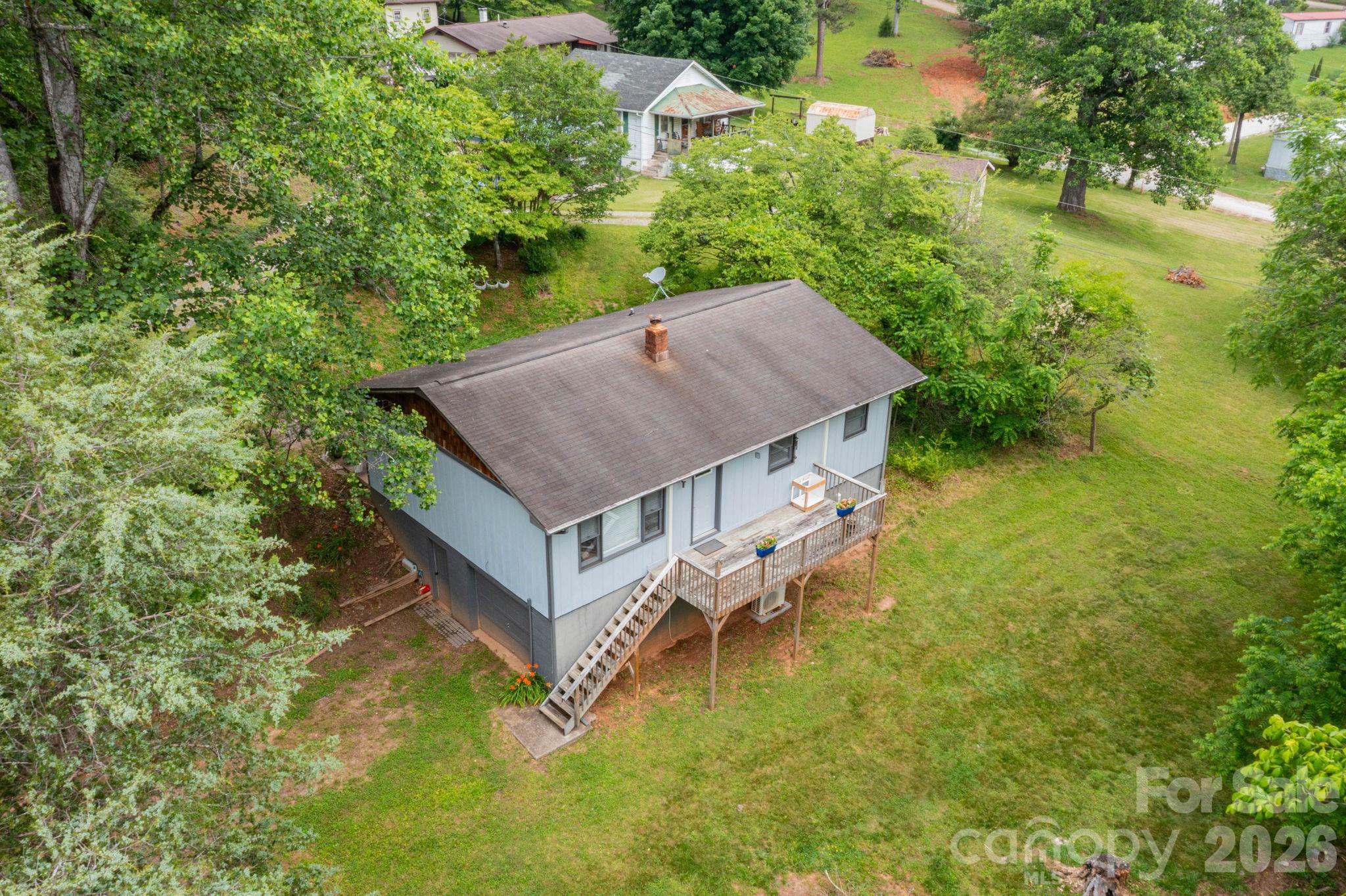 main property photo 7