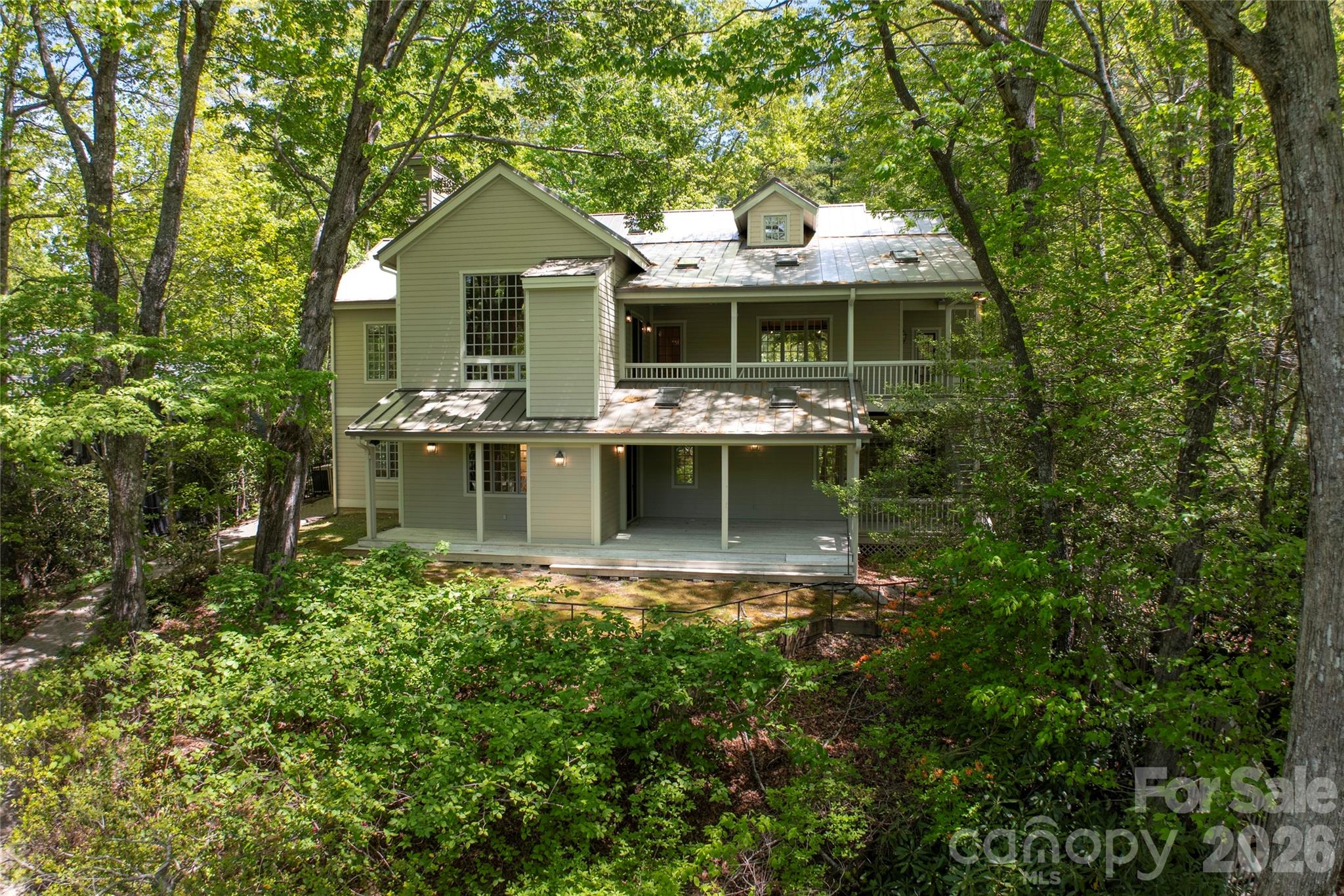 main property photo 37