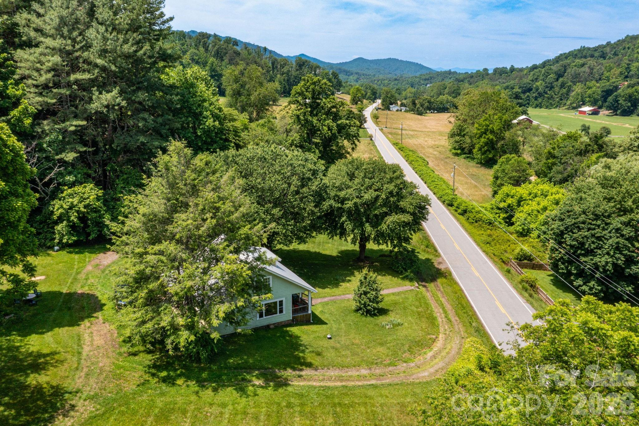 main property photo 31