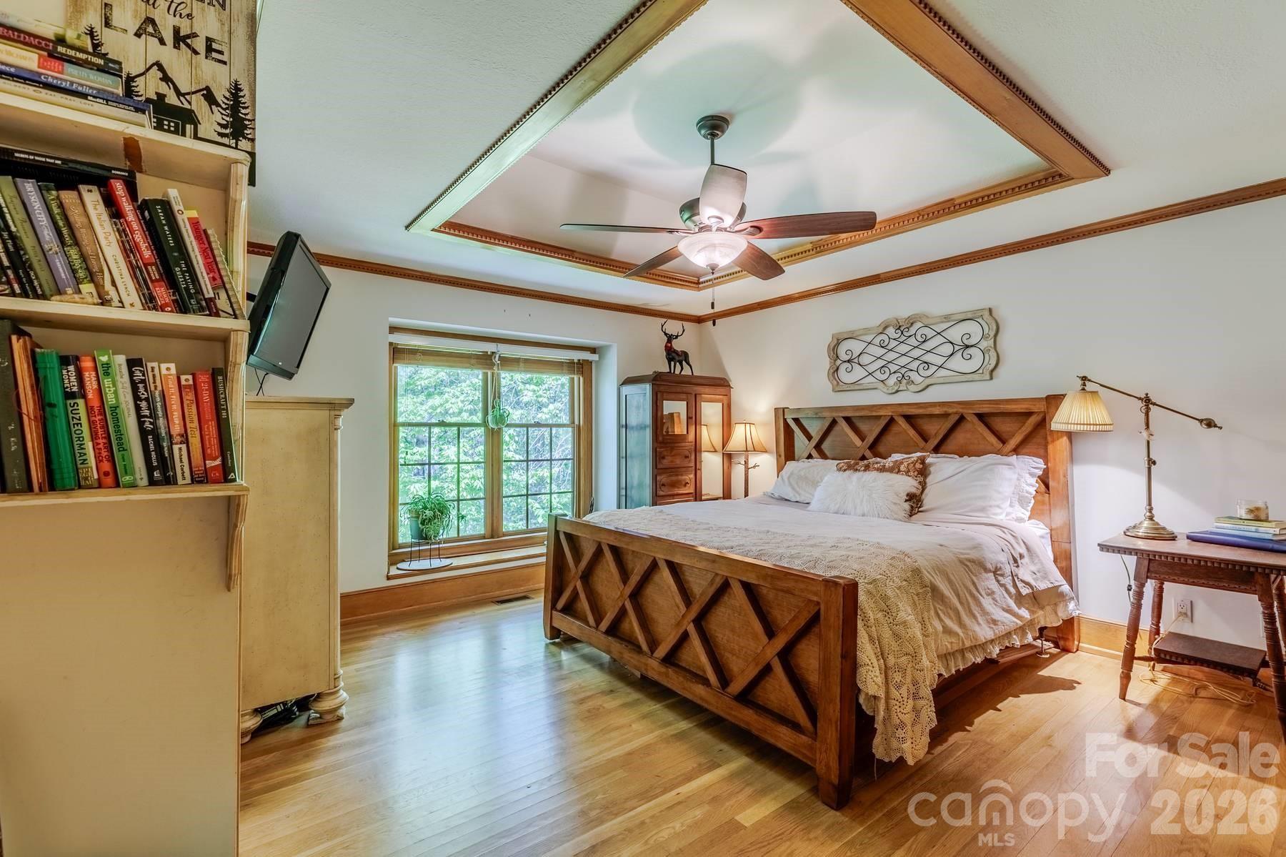 main property photo 18
