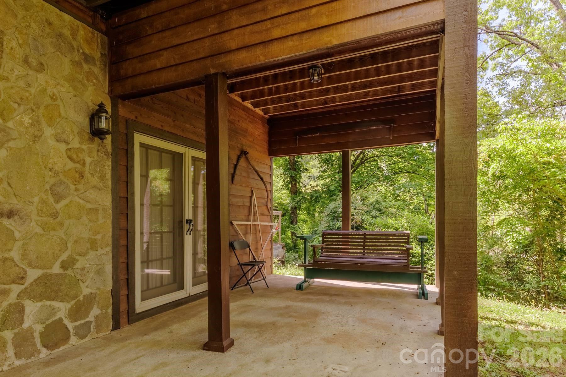 main property photo 33