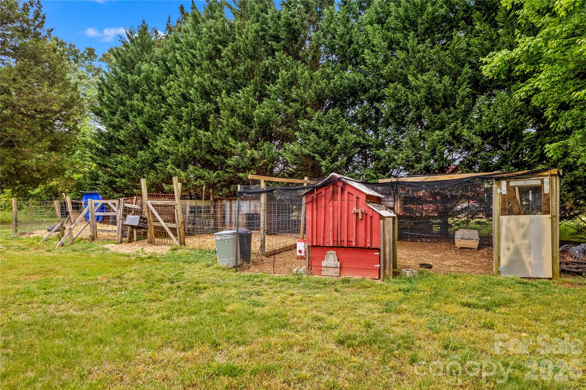 main property photo 44