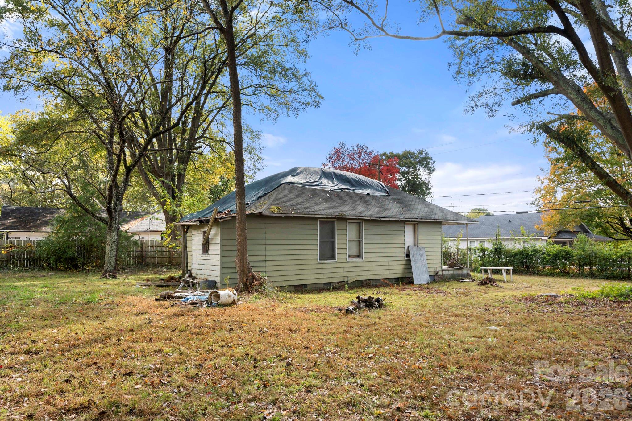 main property photo 5