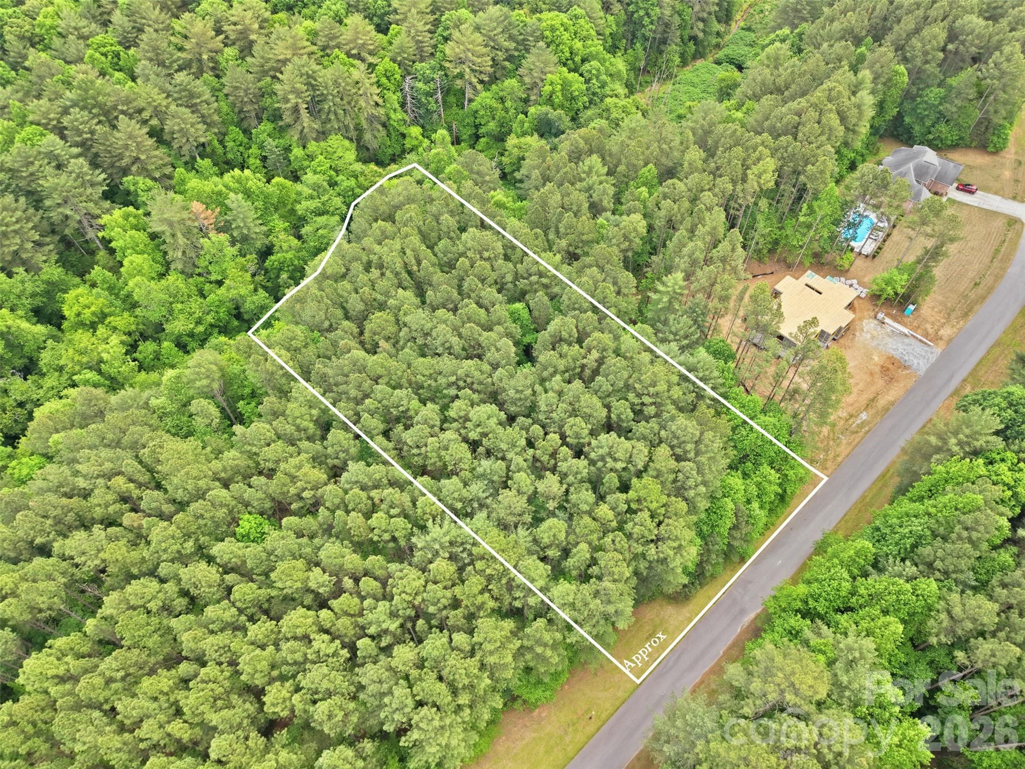 main property photo 7