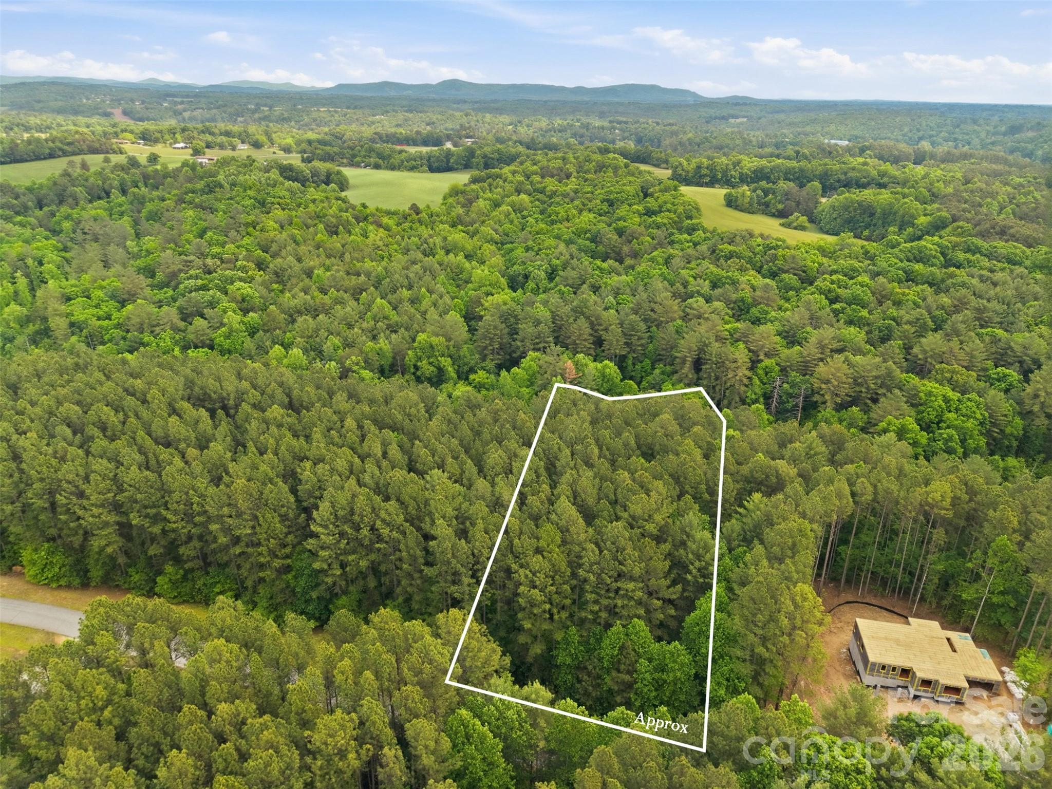 main property photo 9