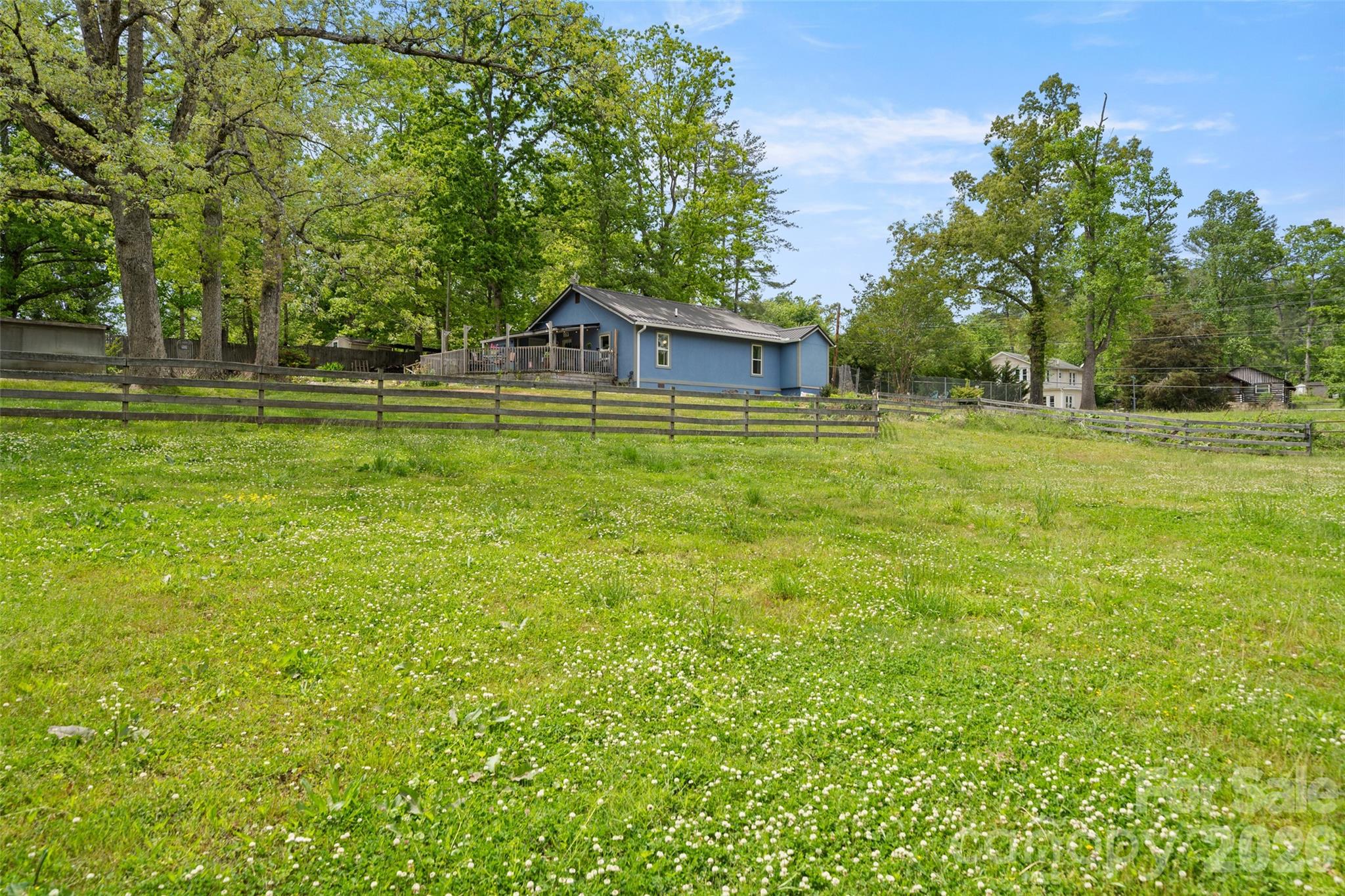 main property photo 35