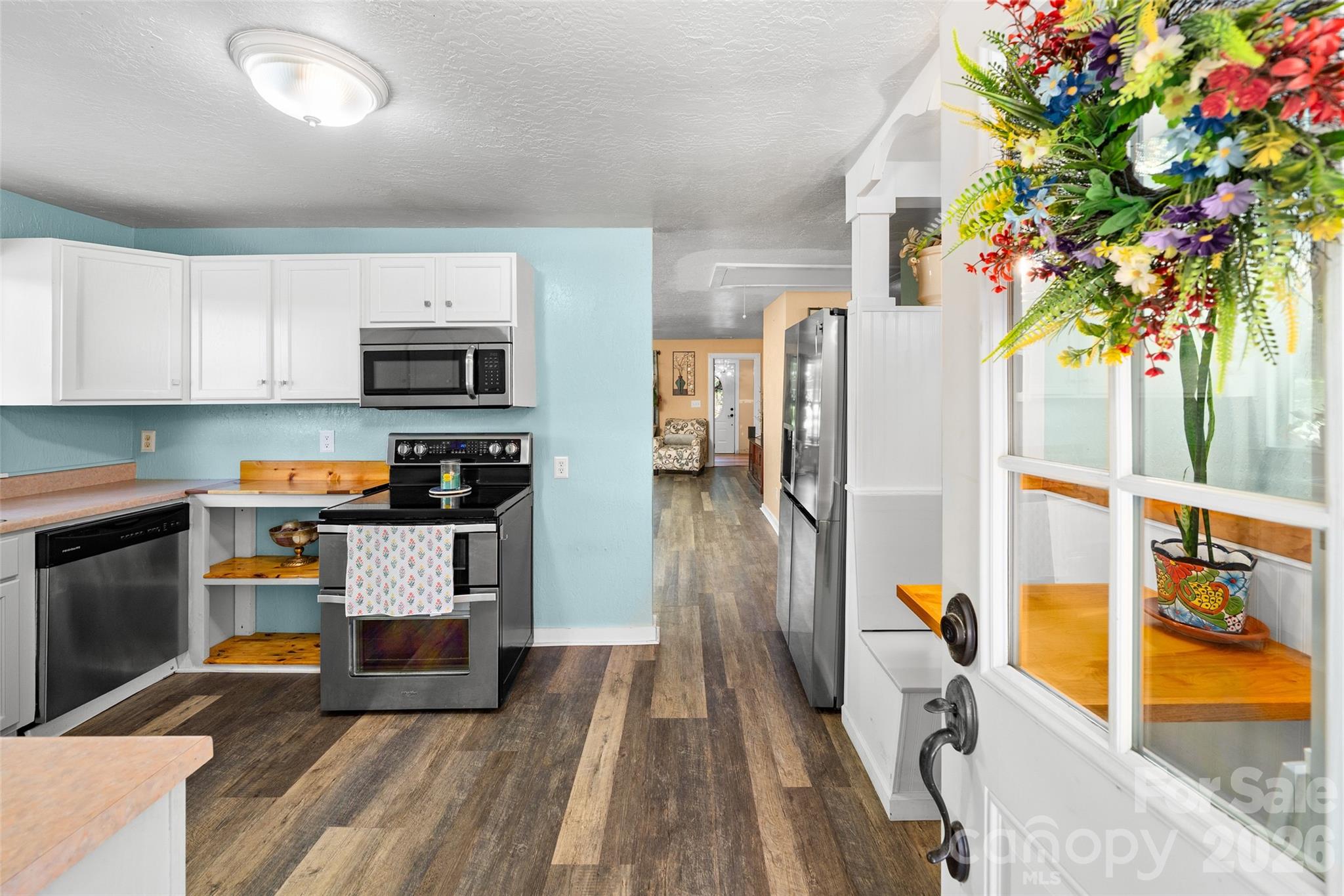 main property photo 7