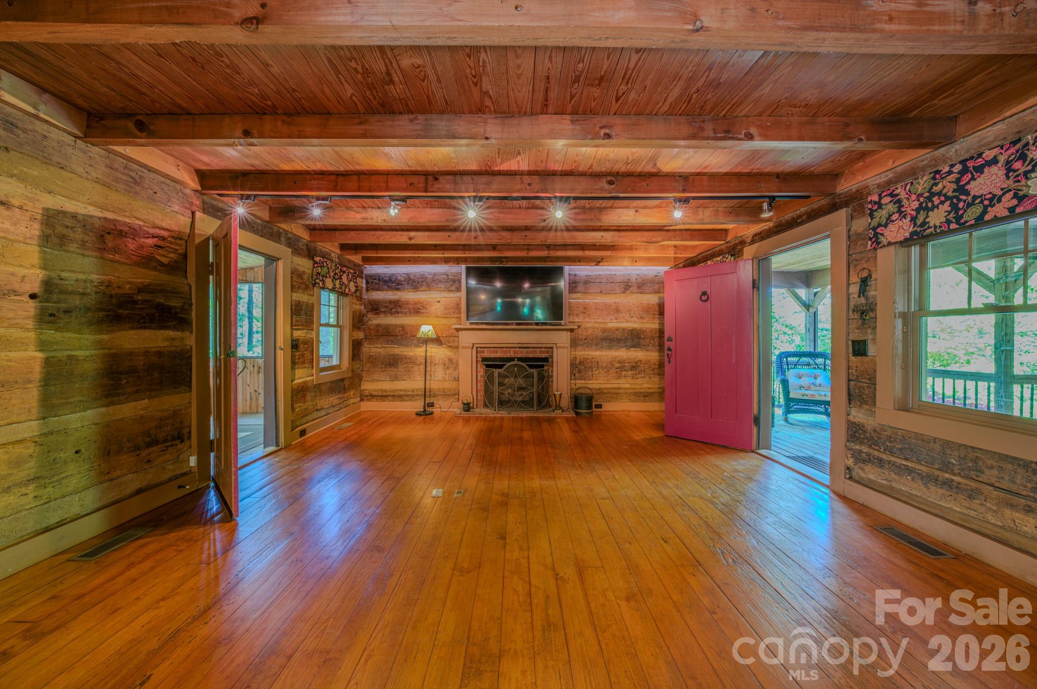 main property photo 20