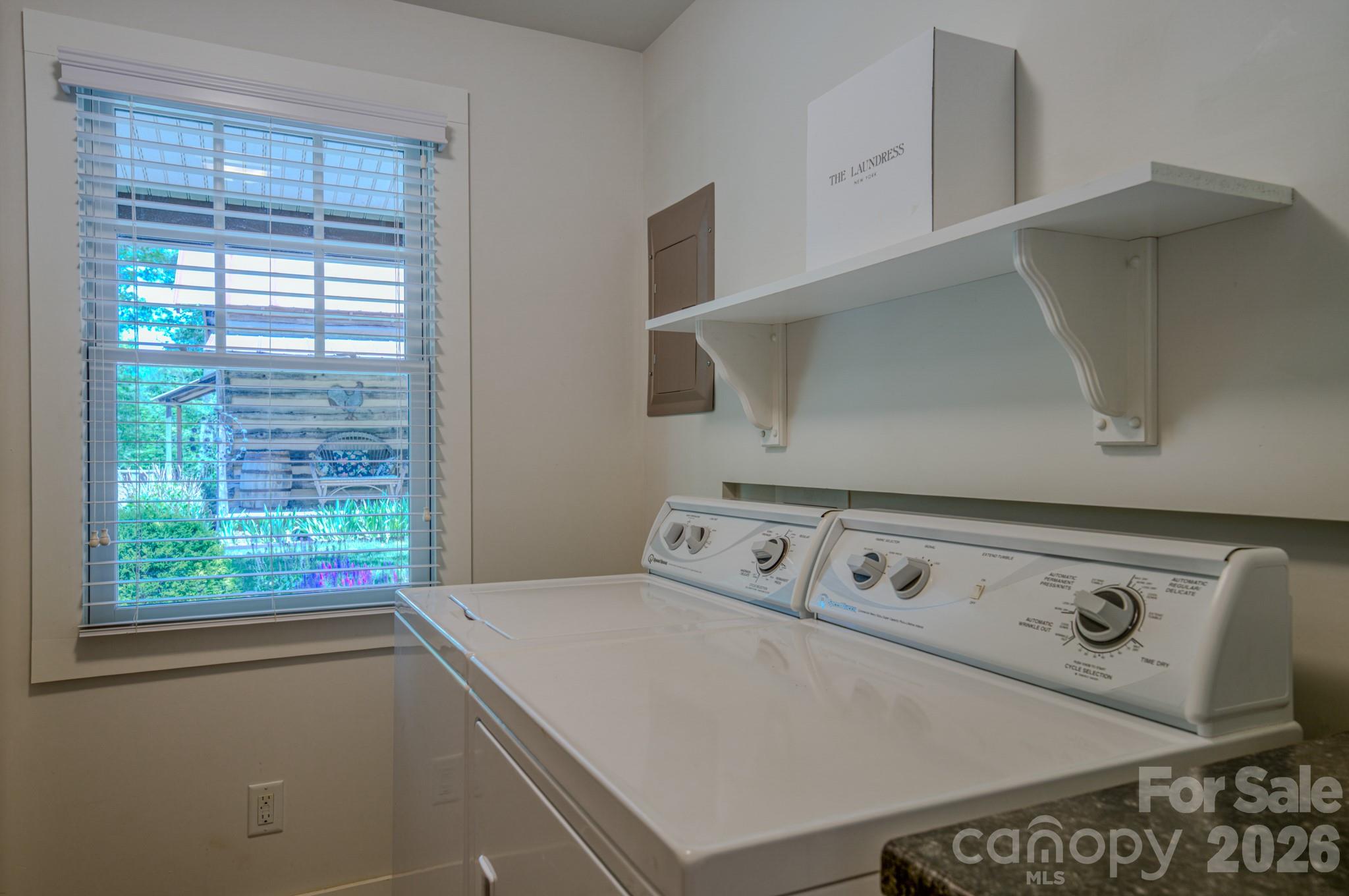 main property photo 23