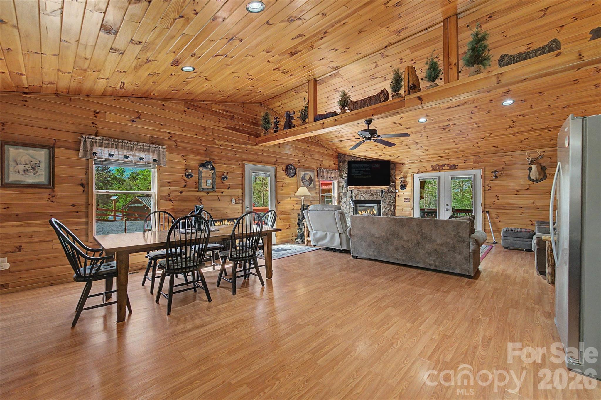 main property photo 12