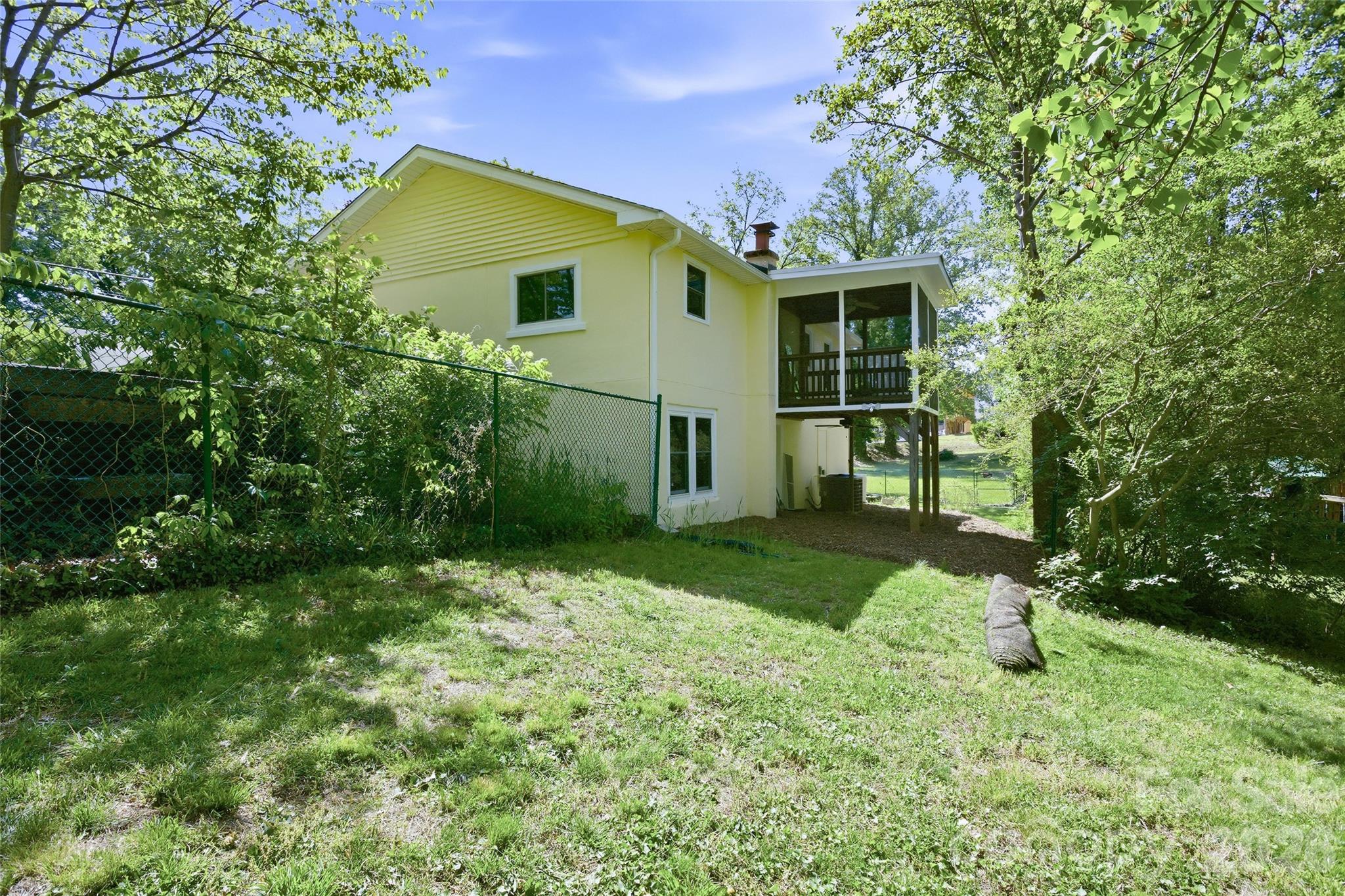 main property photo 35