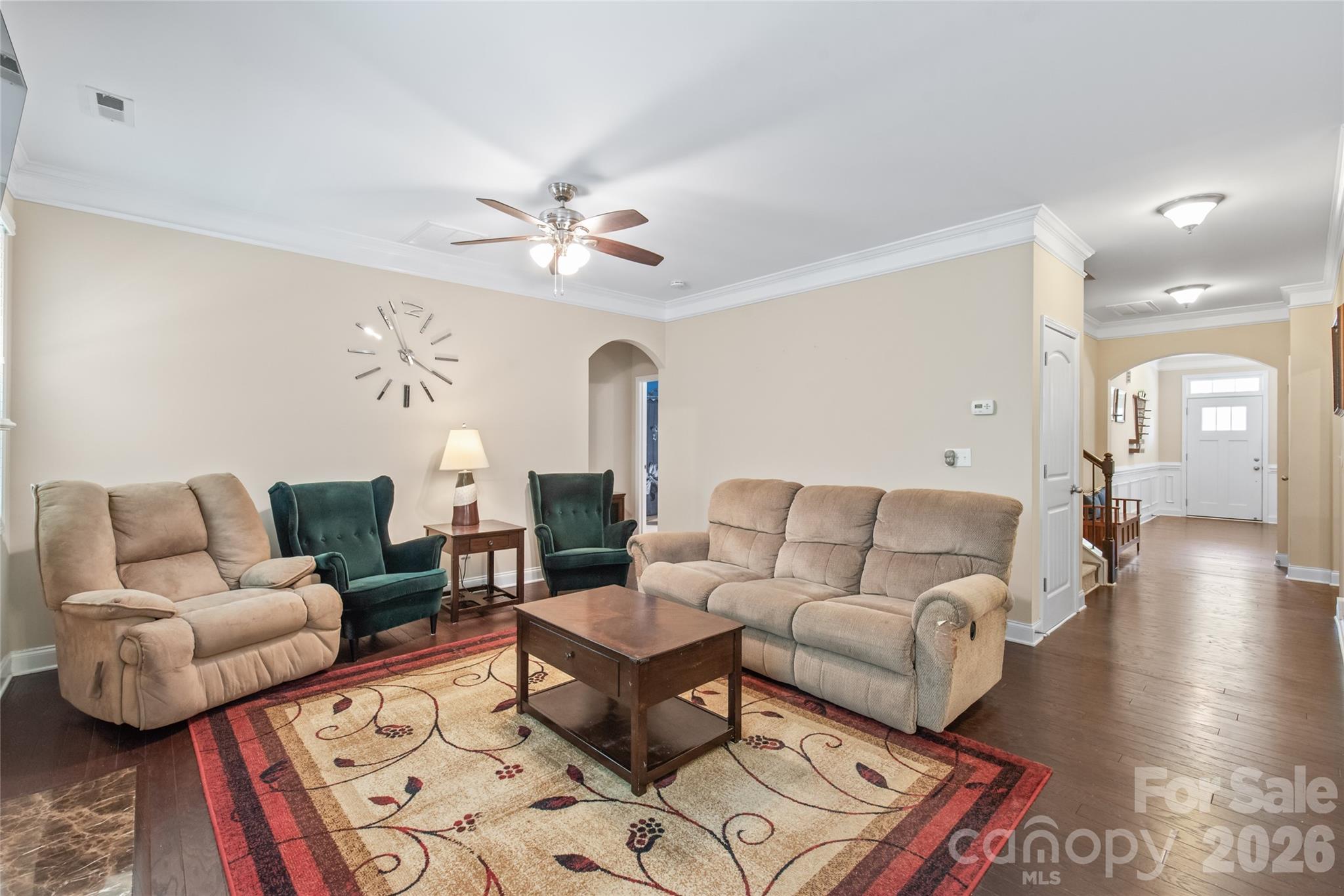 main property photo 9