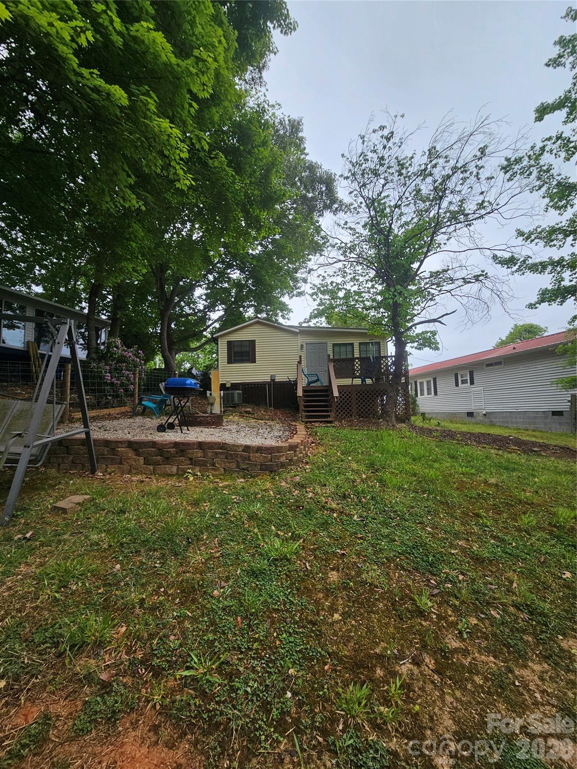 main property photo 19