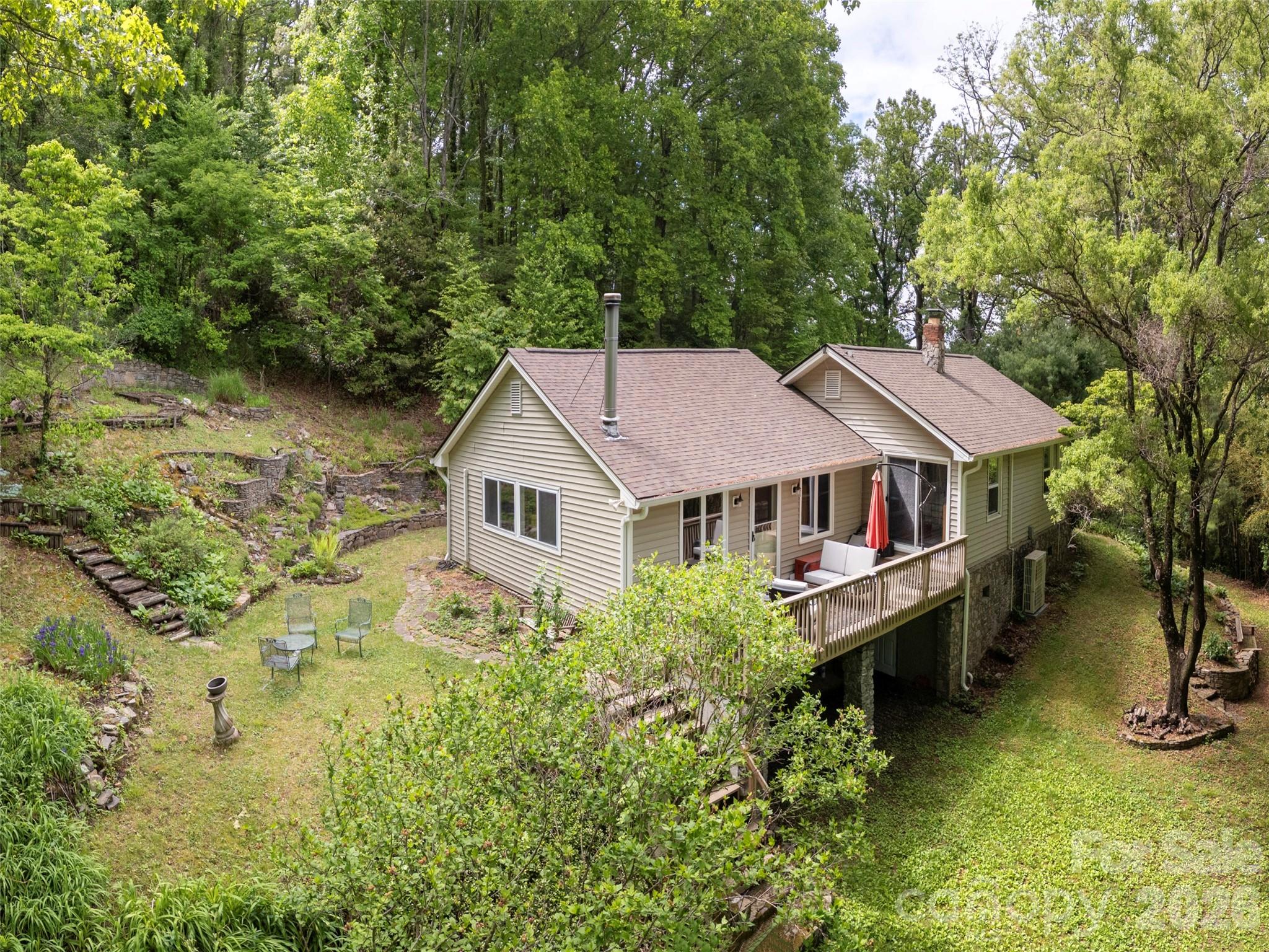 main property photo 29