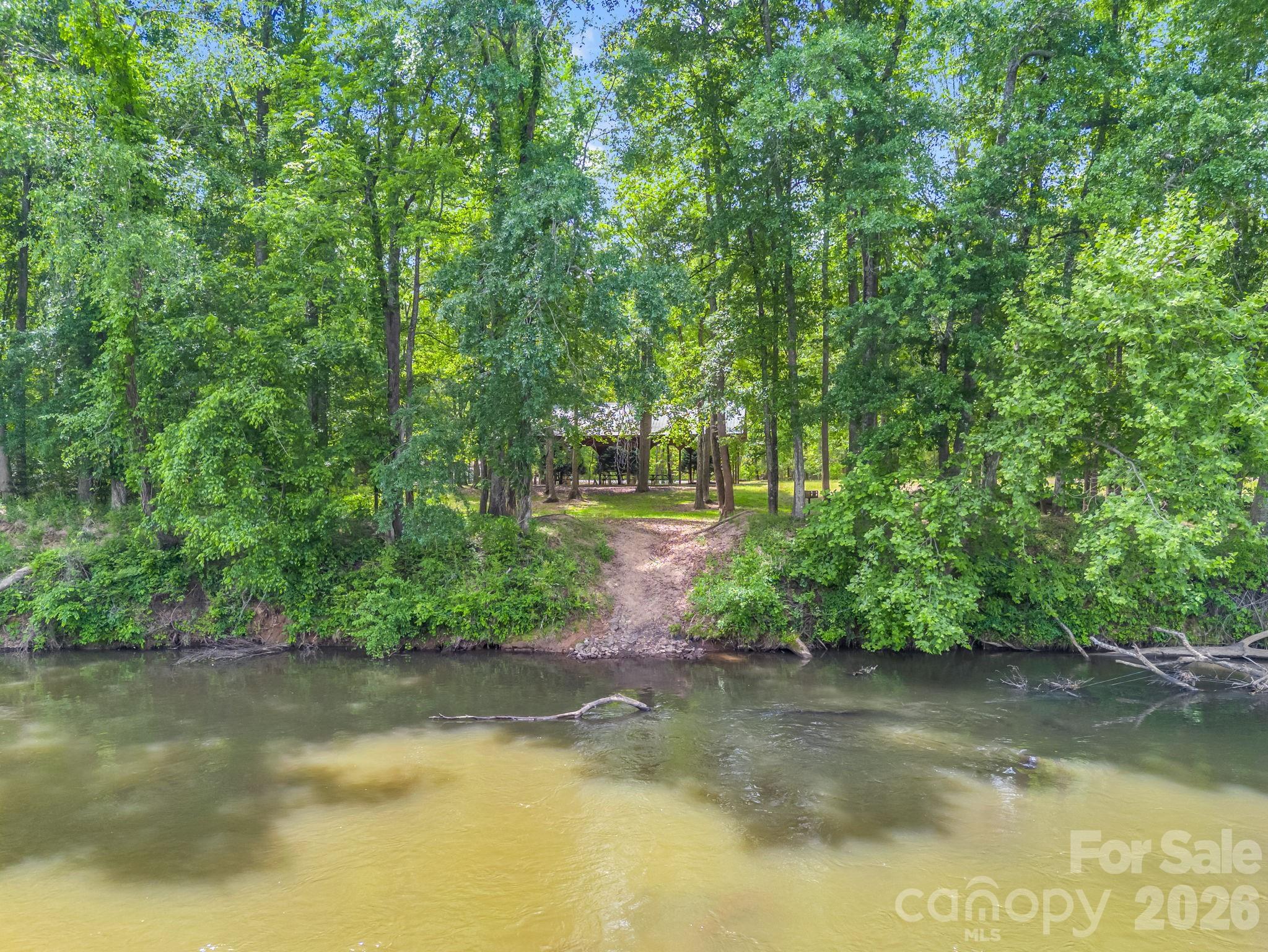 main property photo 20