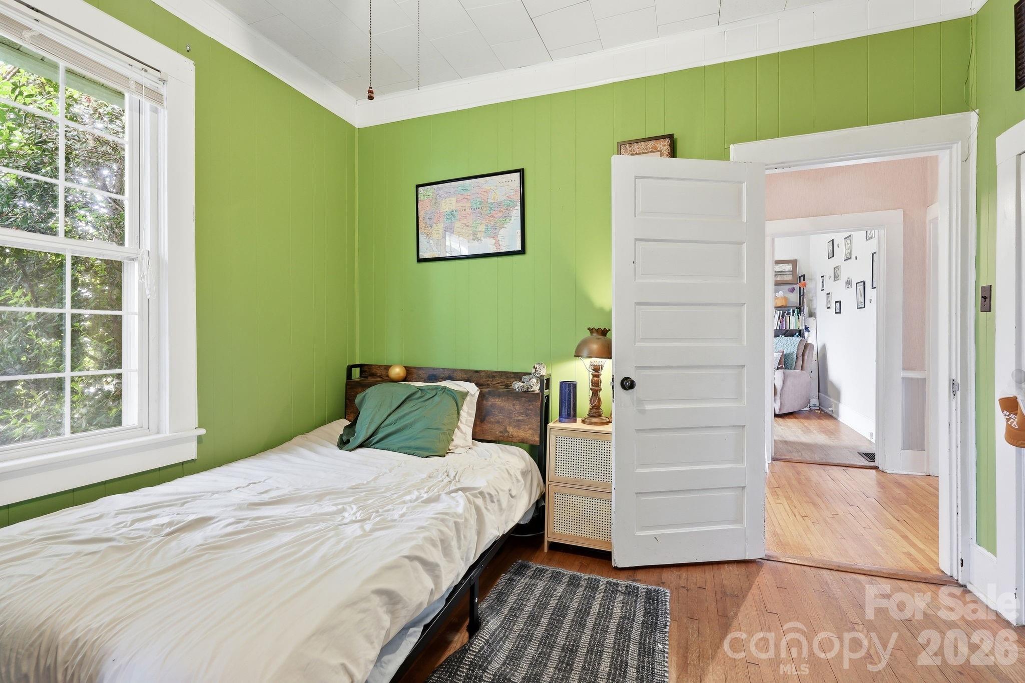 main property photo 16