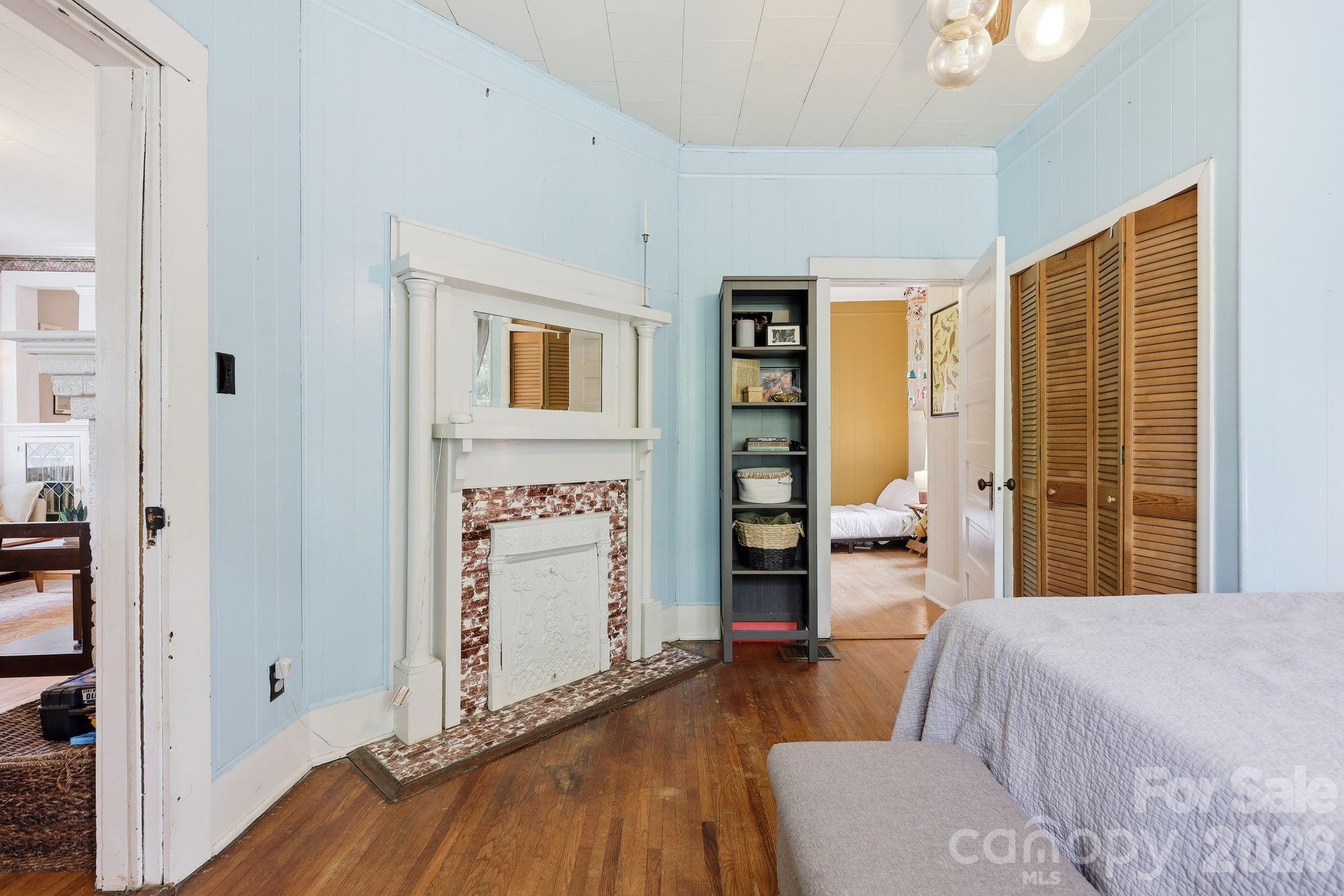 main property photo 24