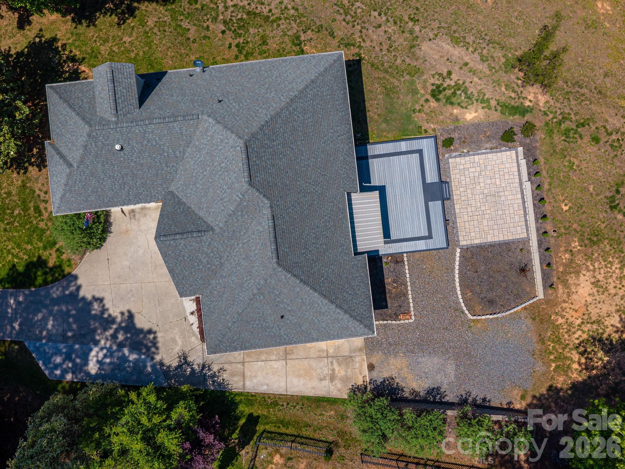 main property photo 45