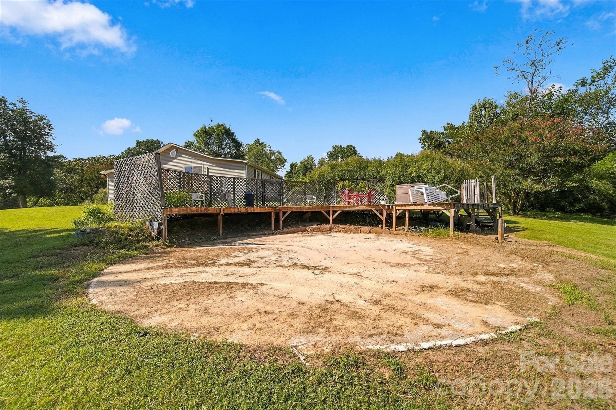 main property photo 27