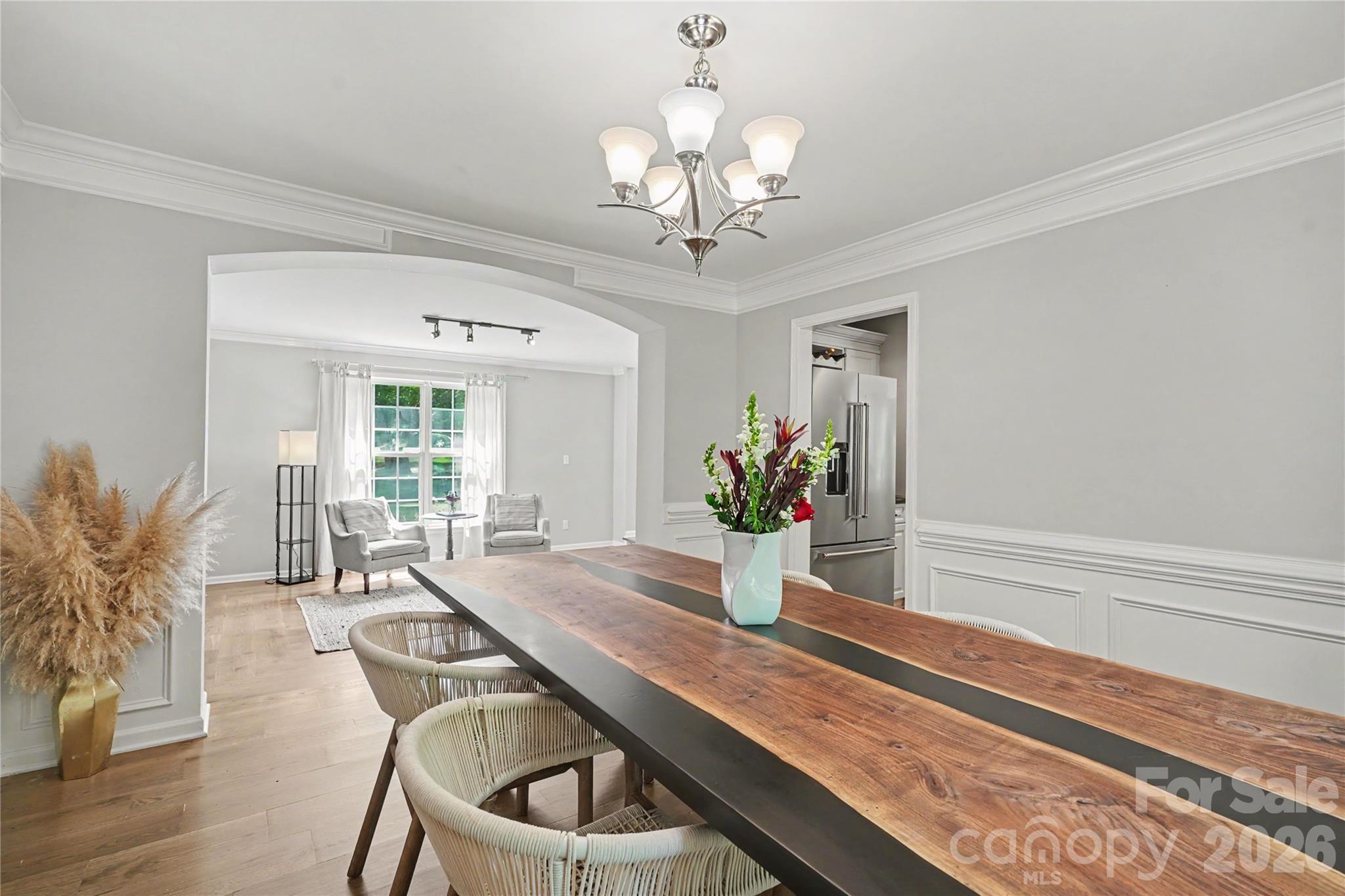 property viewer photo 12