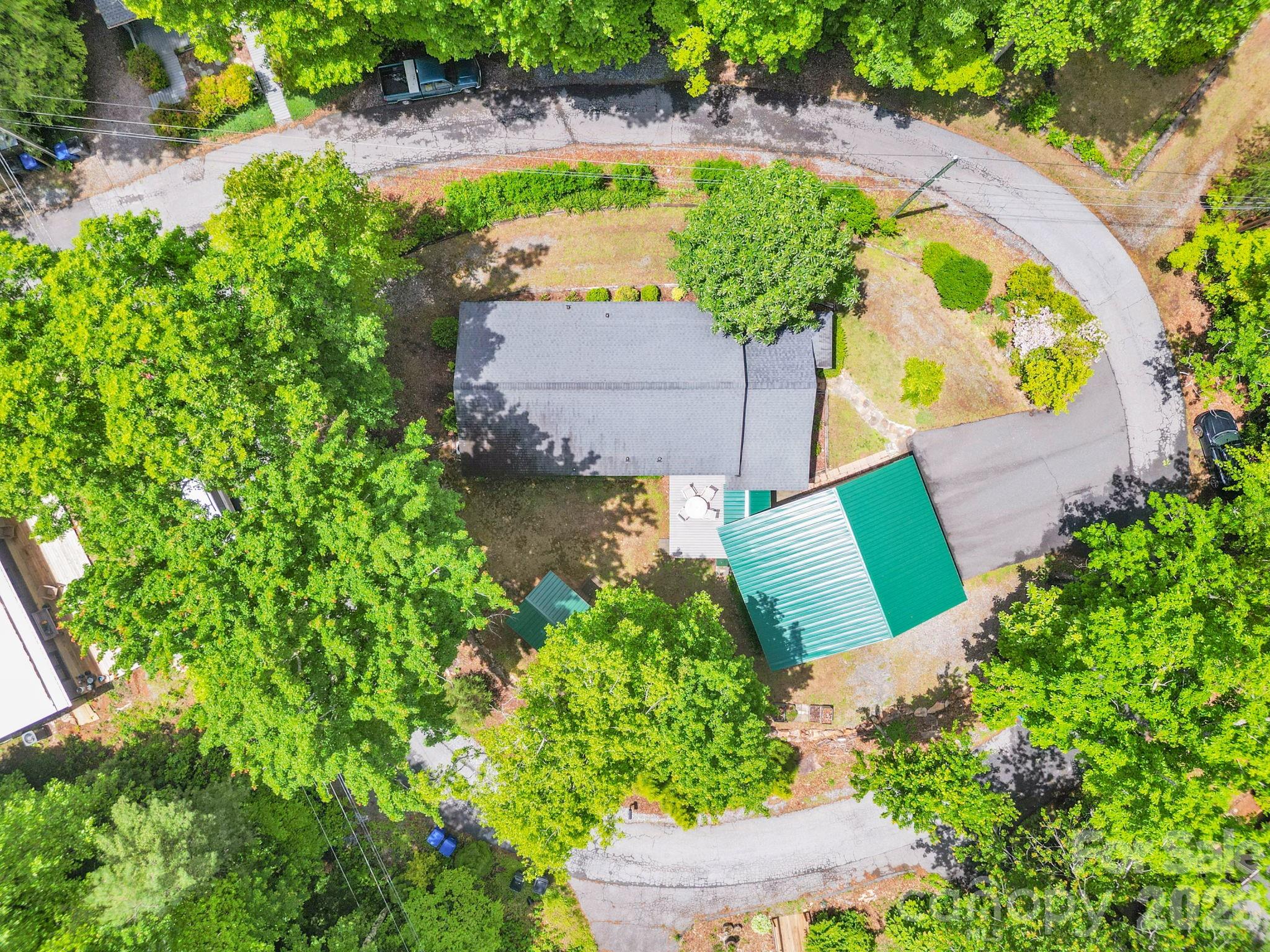main property photo 35