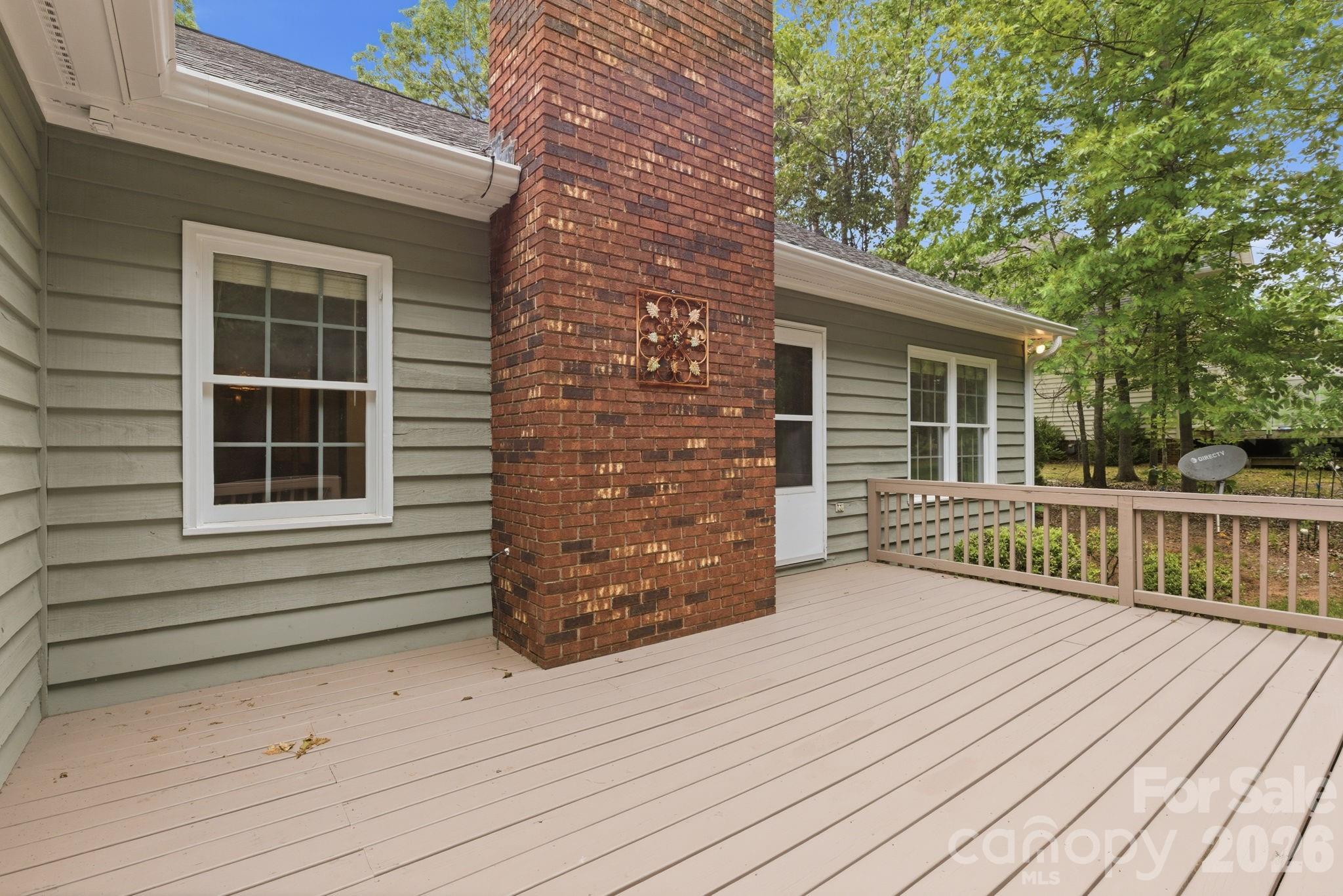 main property photo 31