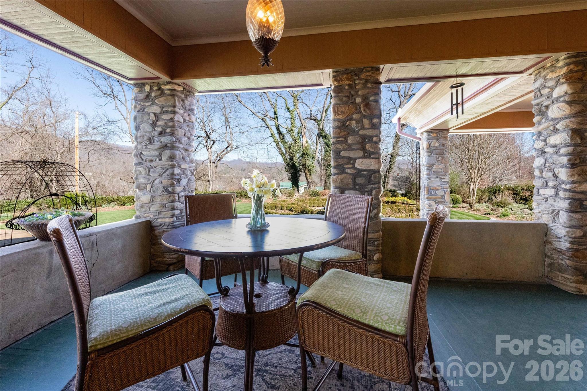 main property photo 12