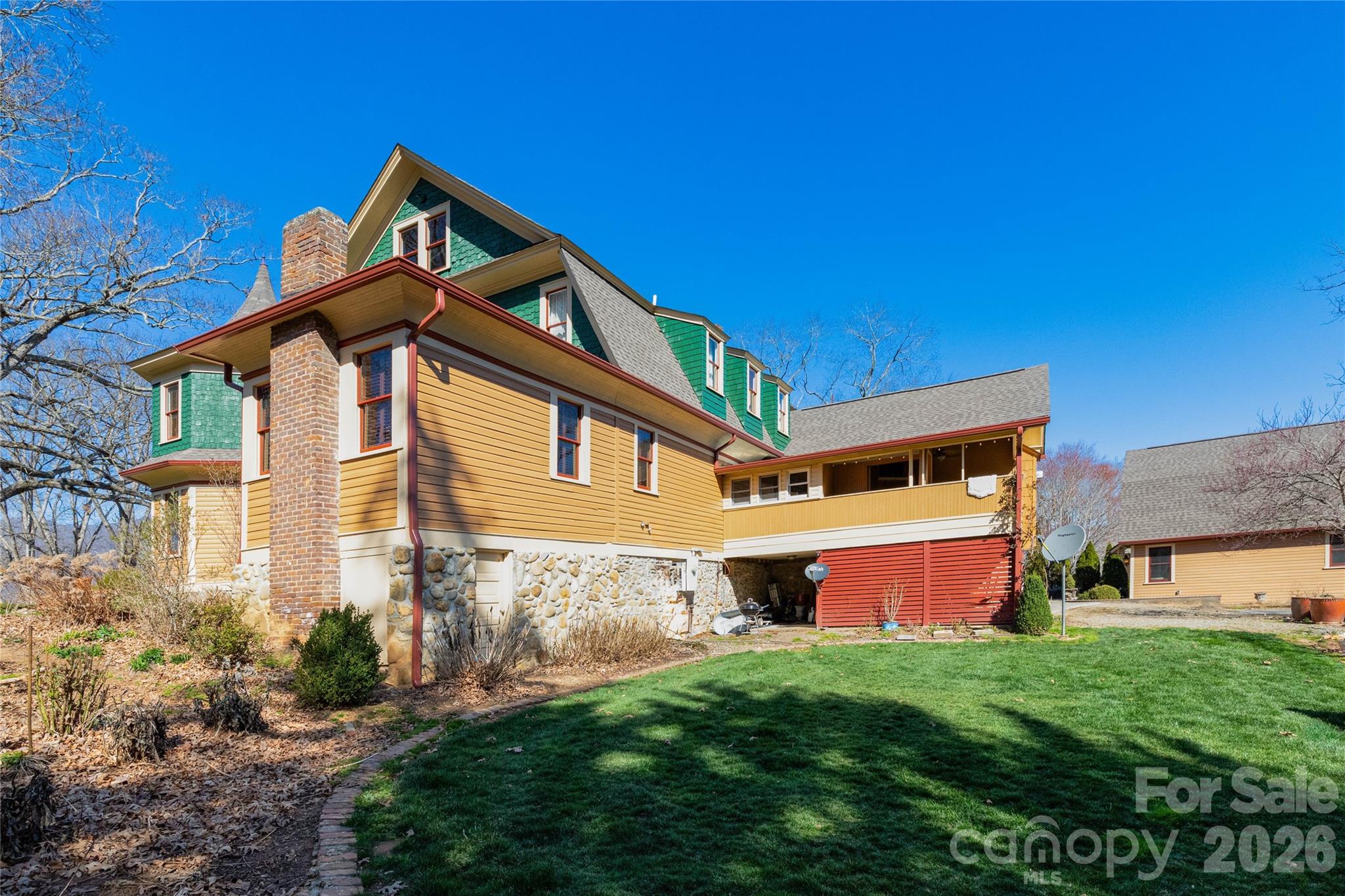 main property photo 7