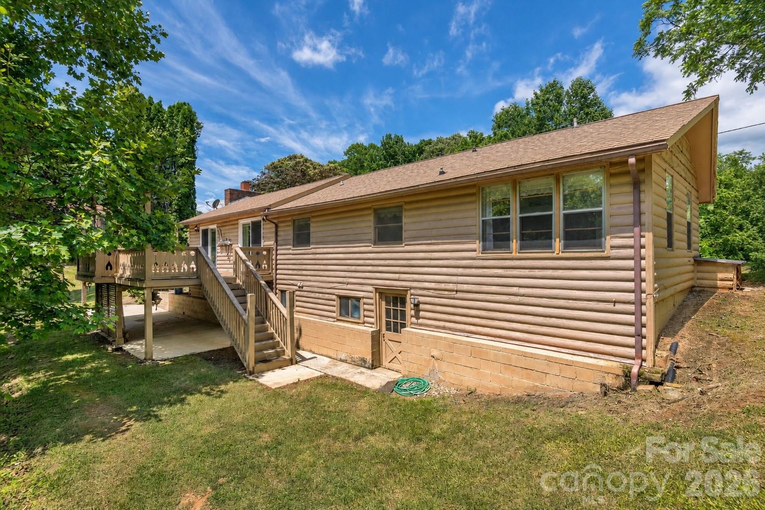 main property photo 20