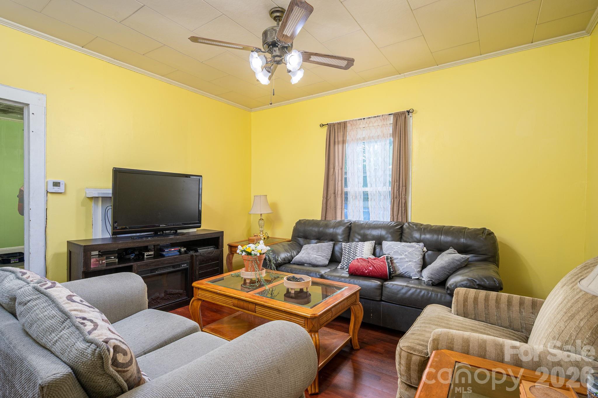main property photo 15
