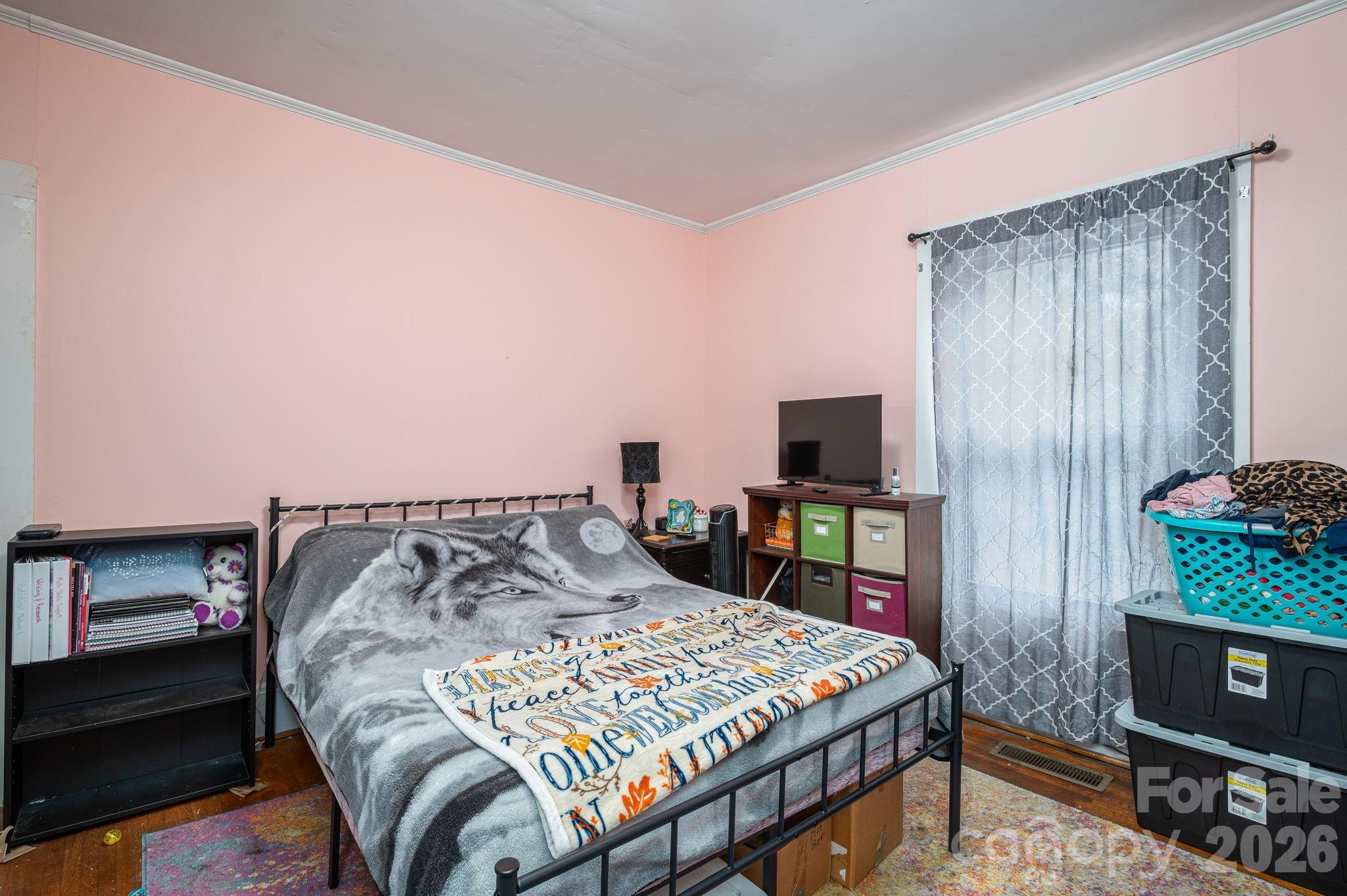 main property photo 17