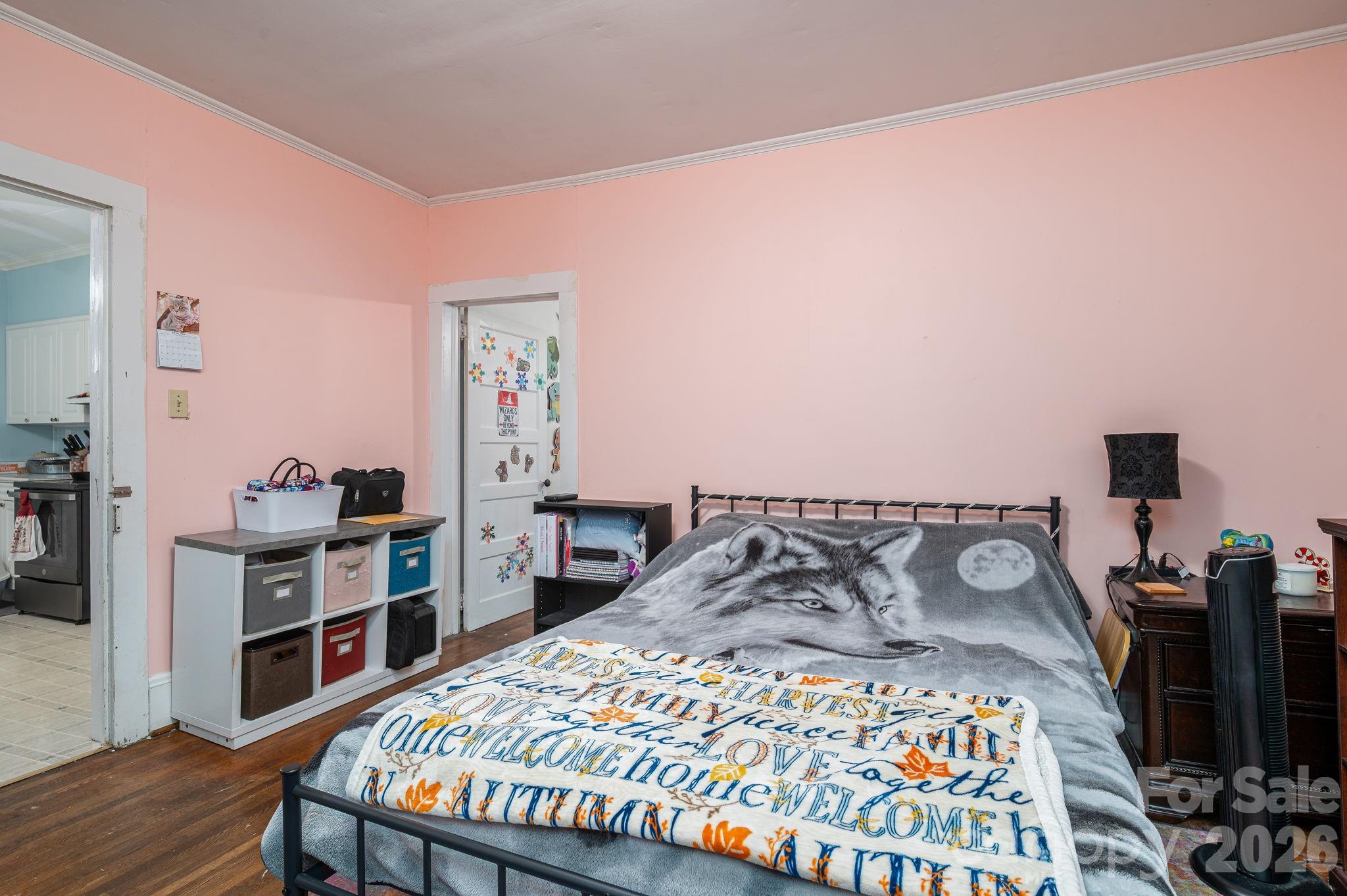 main property photo 18