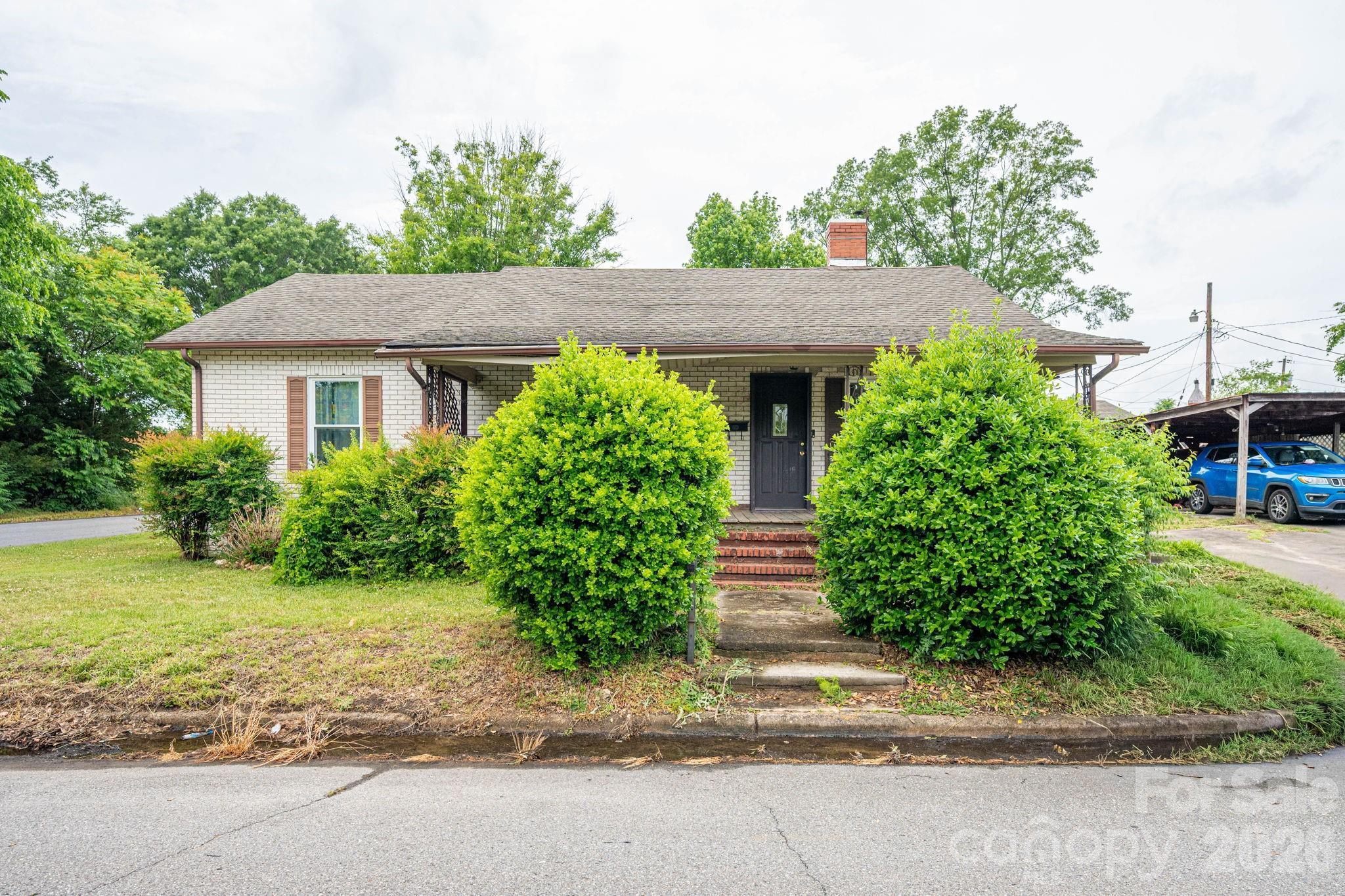 main property photo 35