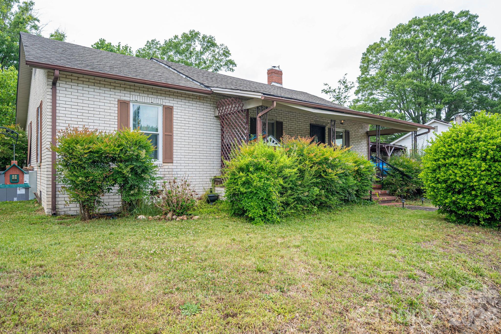 main property photo 44