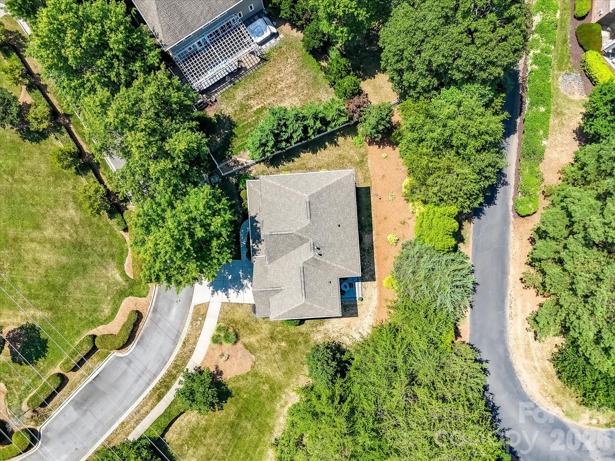 main property photo 43
