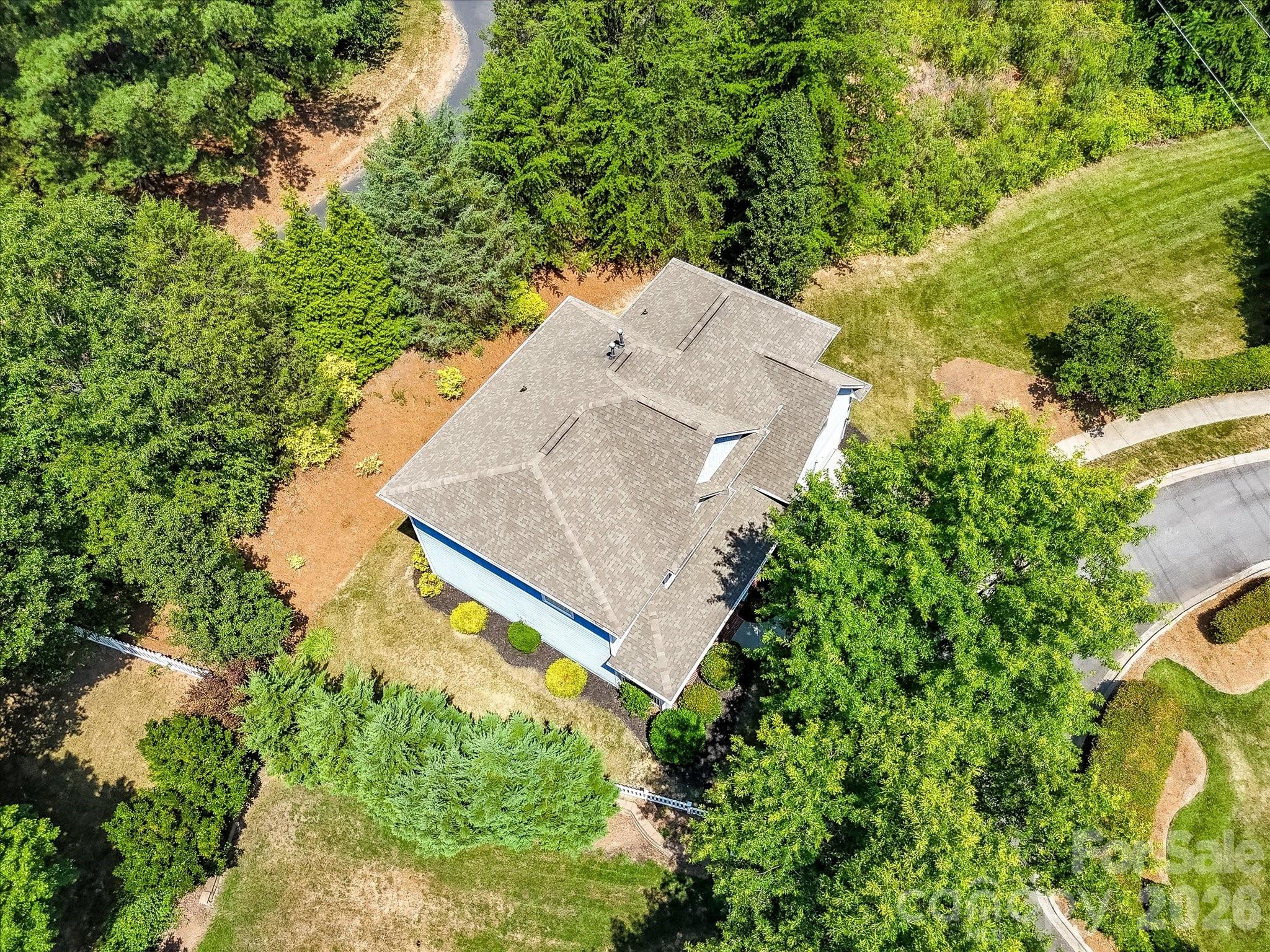 main property photo 45
