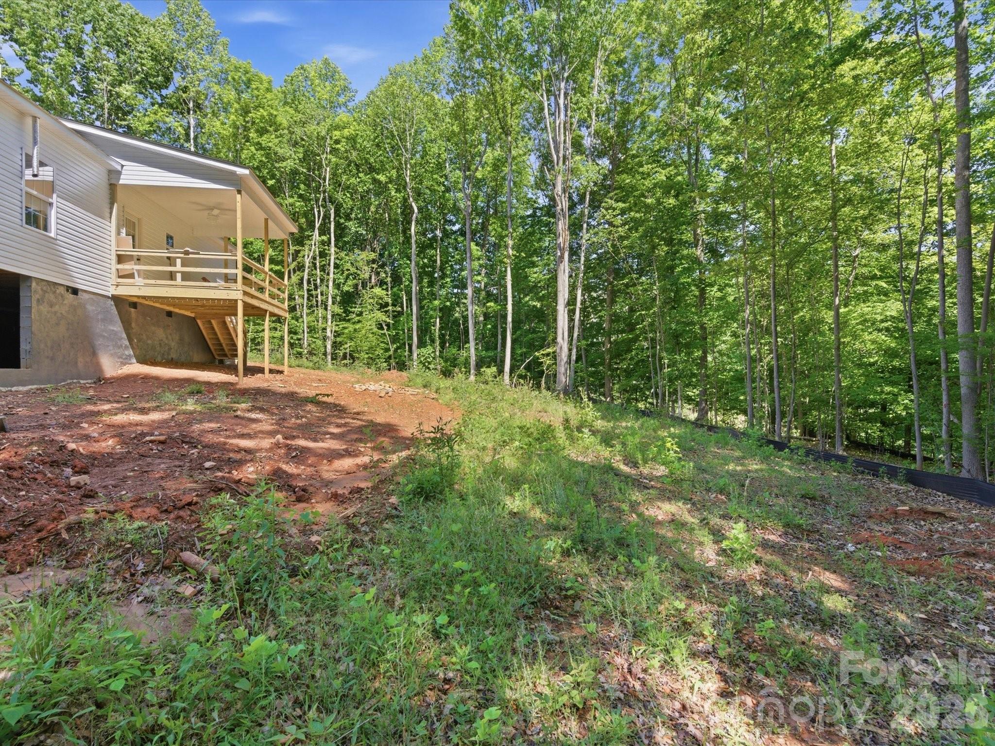 main property photo 31
