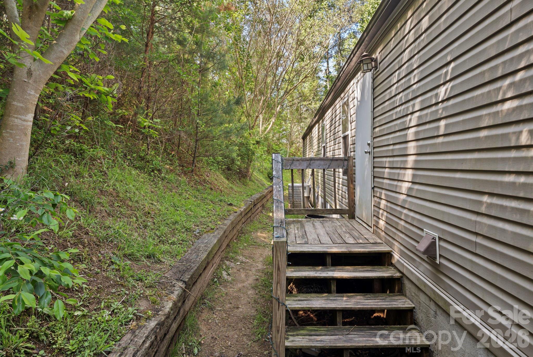 main property photo 21