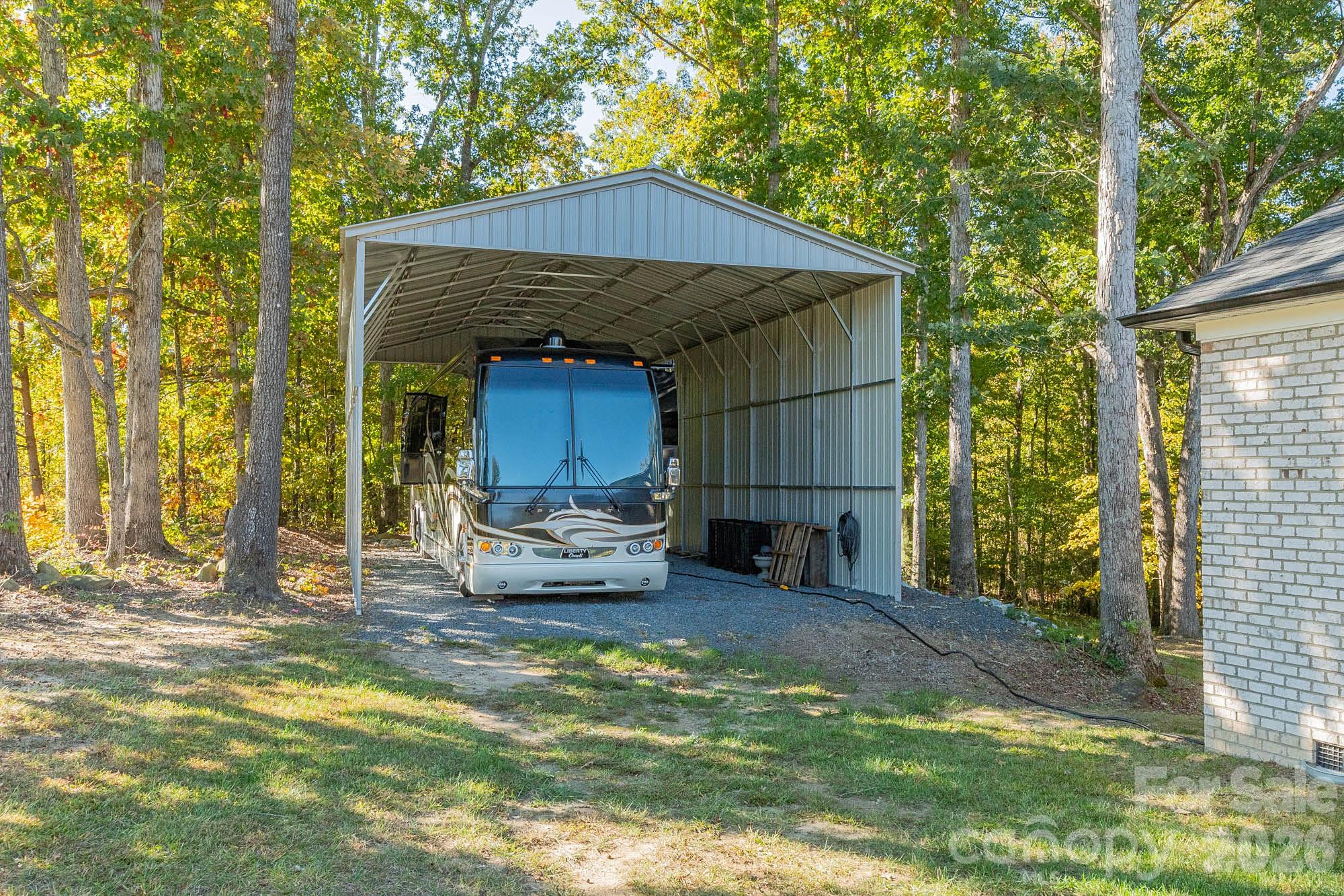 main property photo 38
