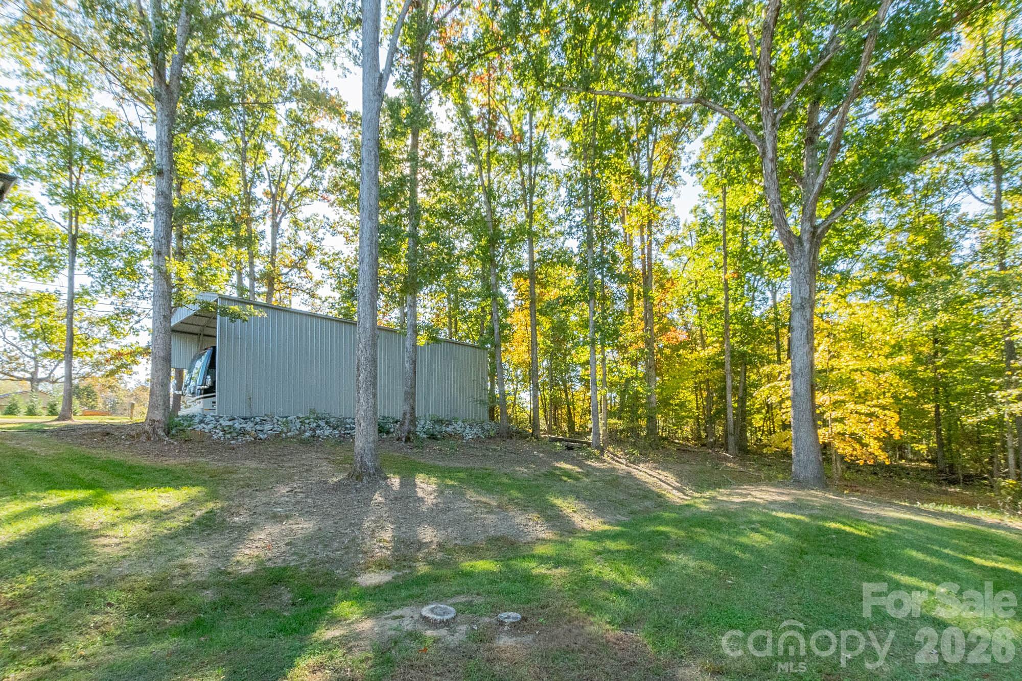 main property photo 39