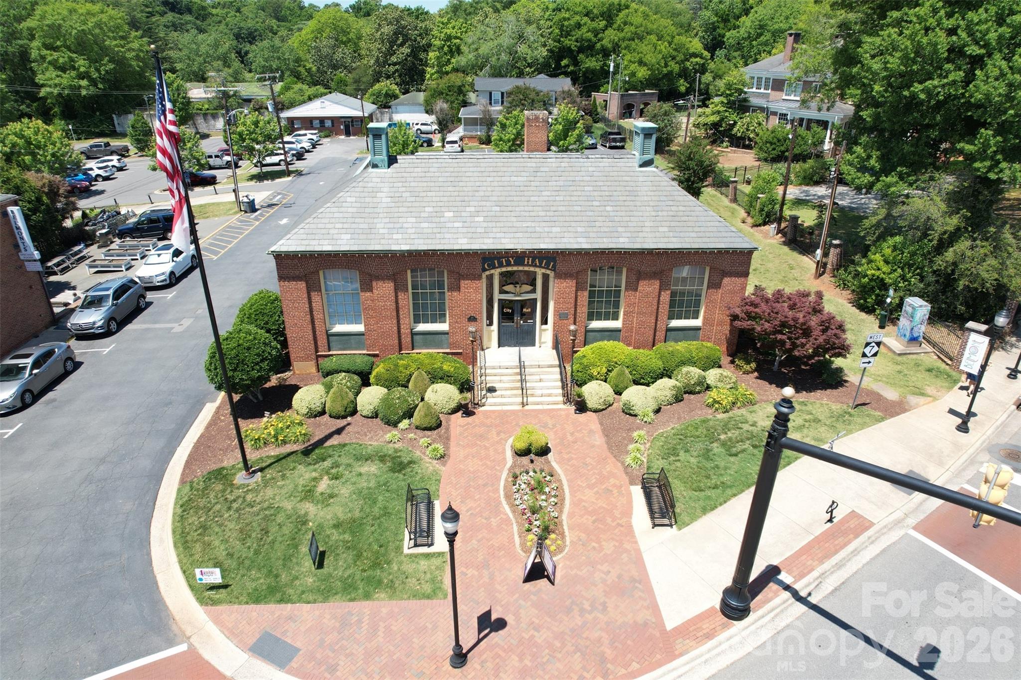 main property photo 46
