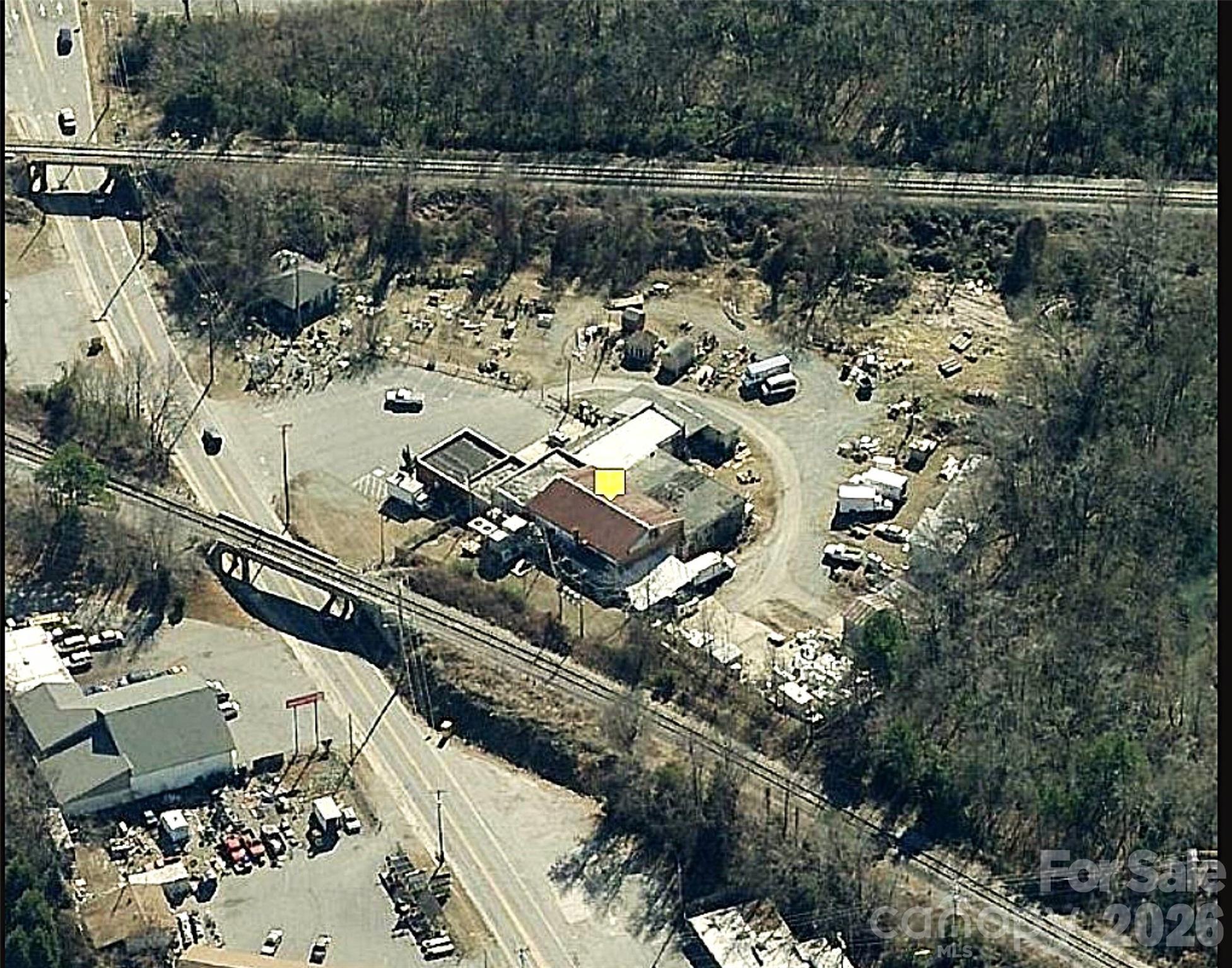 main property photo 3