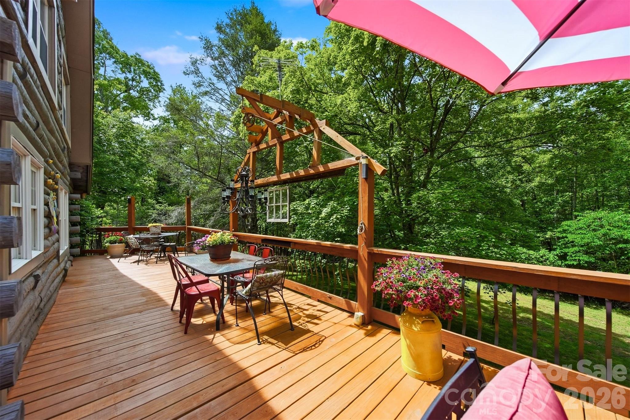main property photo 28