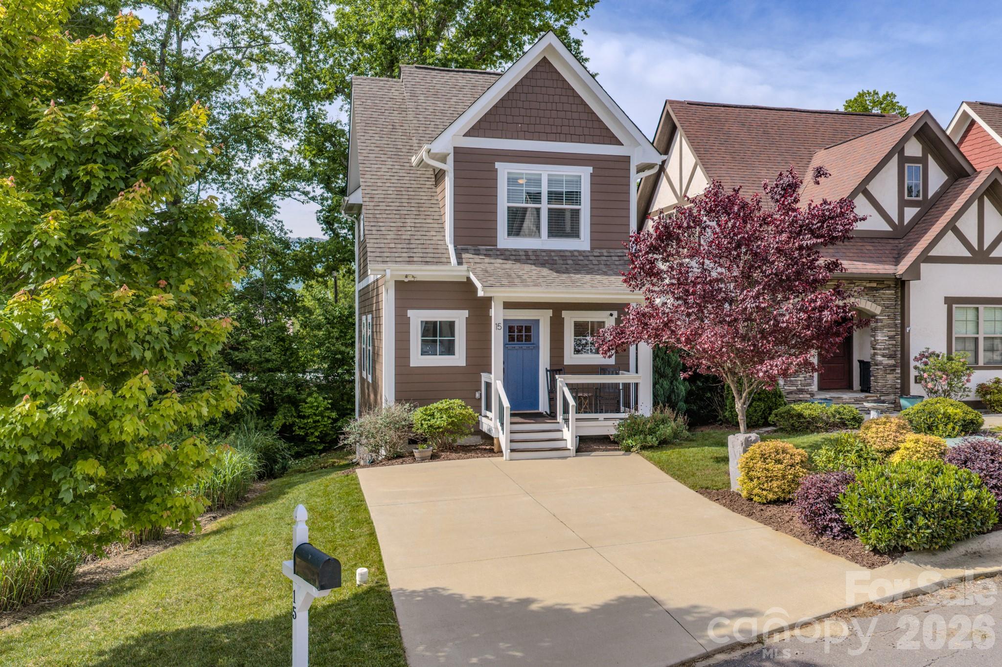 main property photo 23