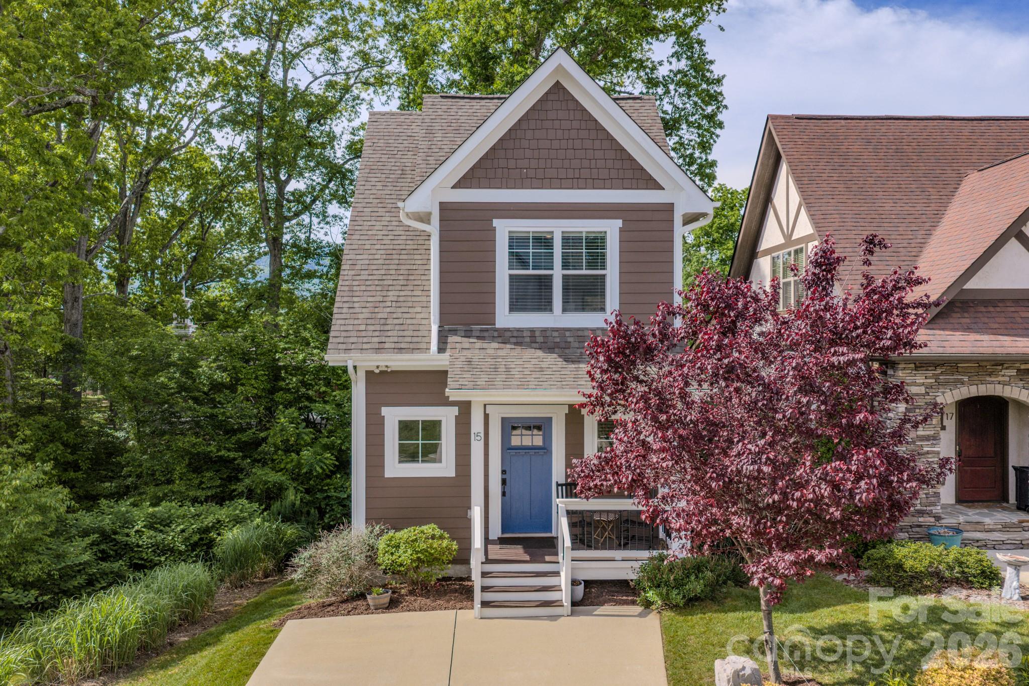 main property photo 28