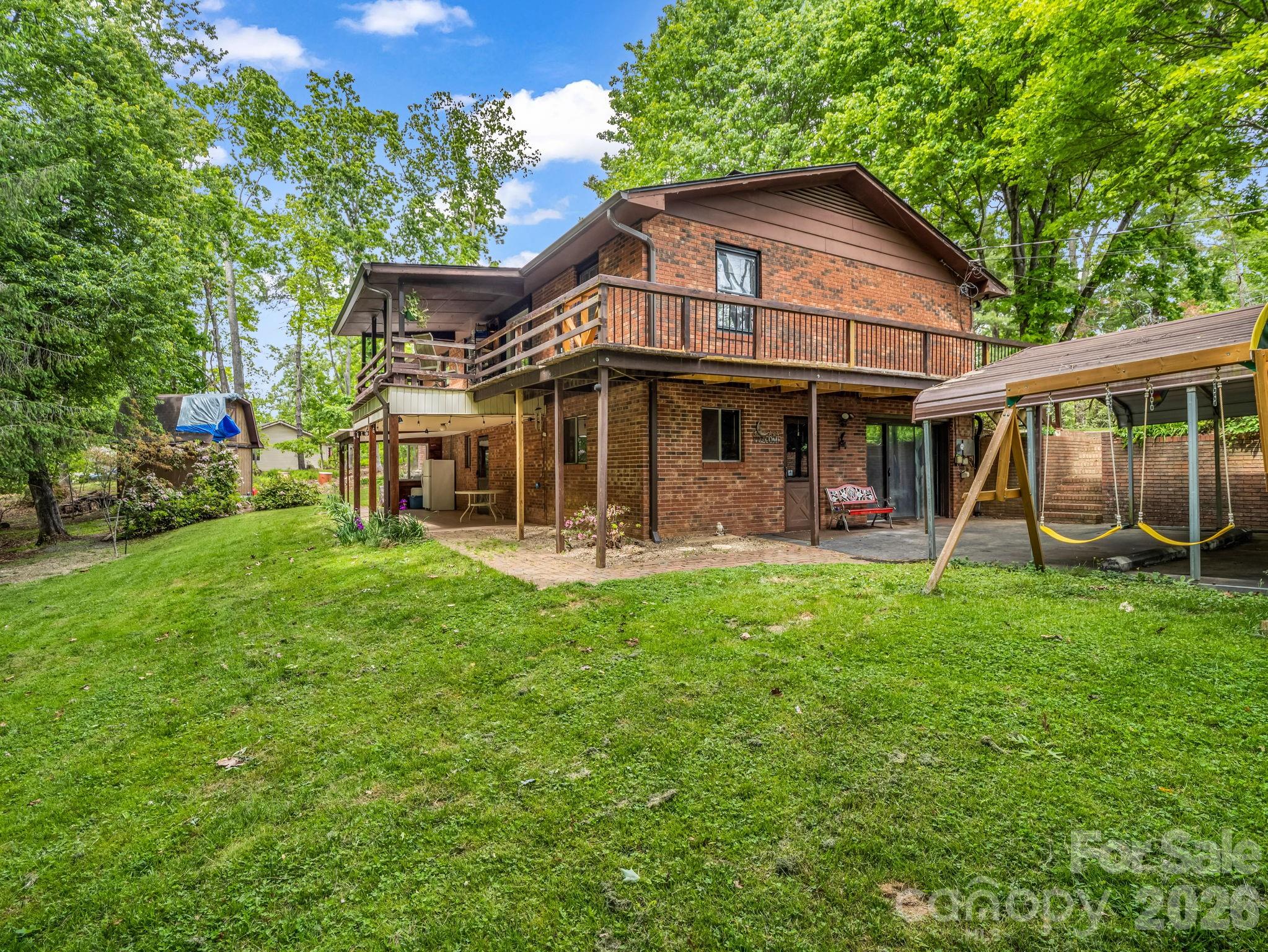 main property photo 37