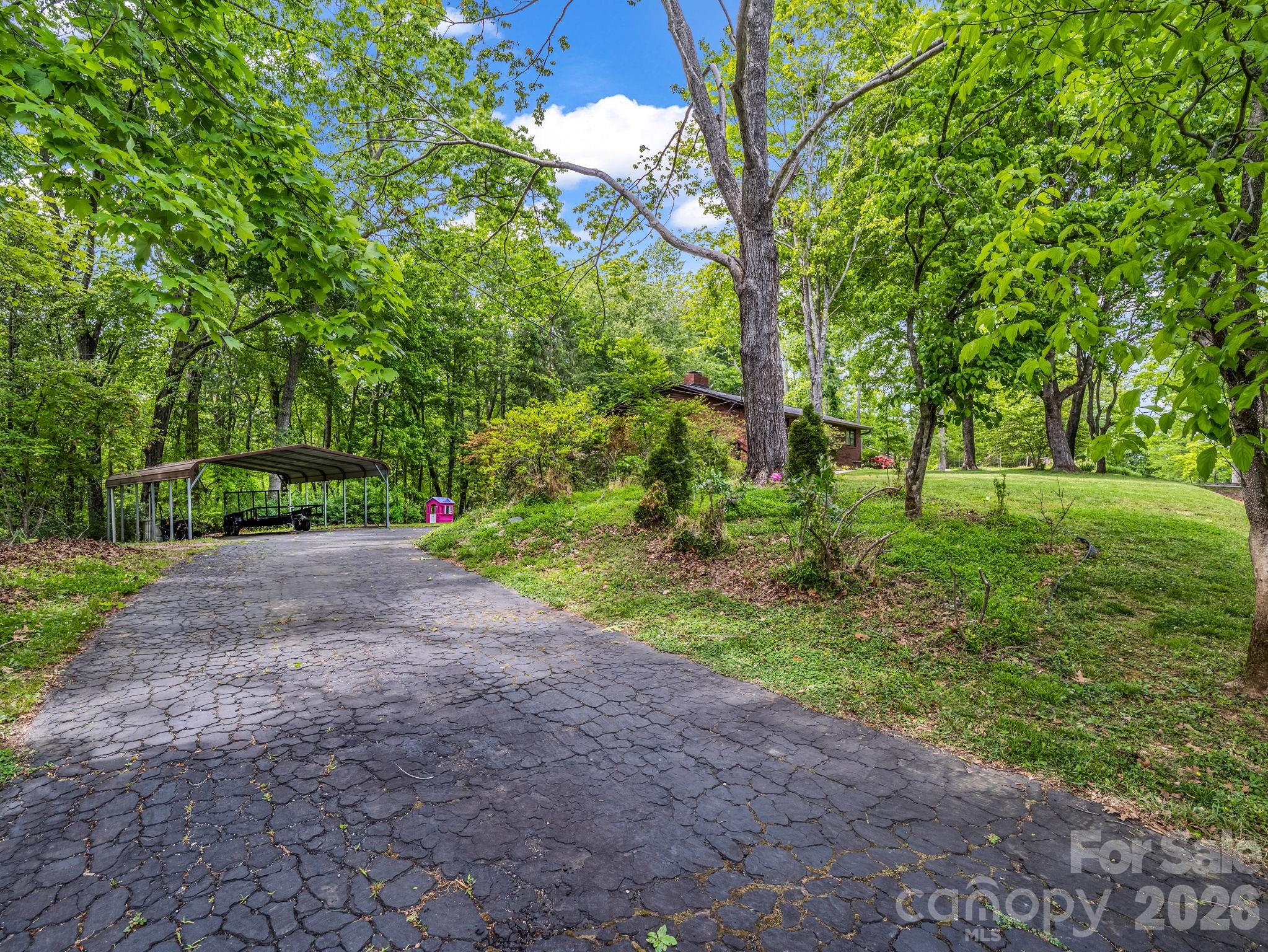 main property photo 38