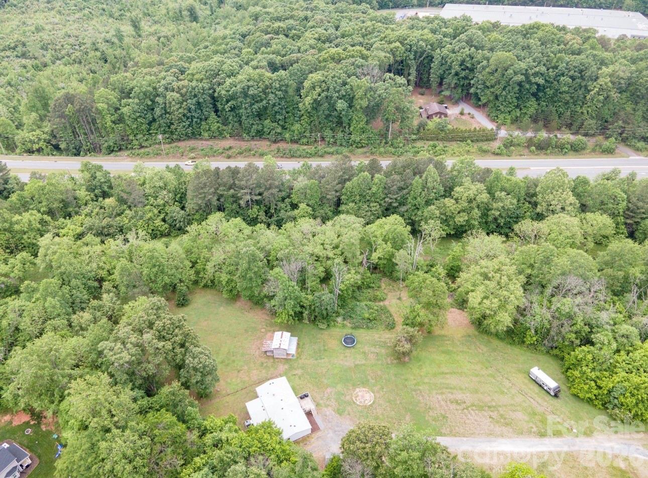 main property photo 37